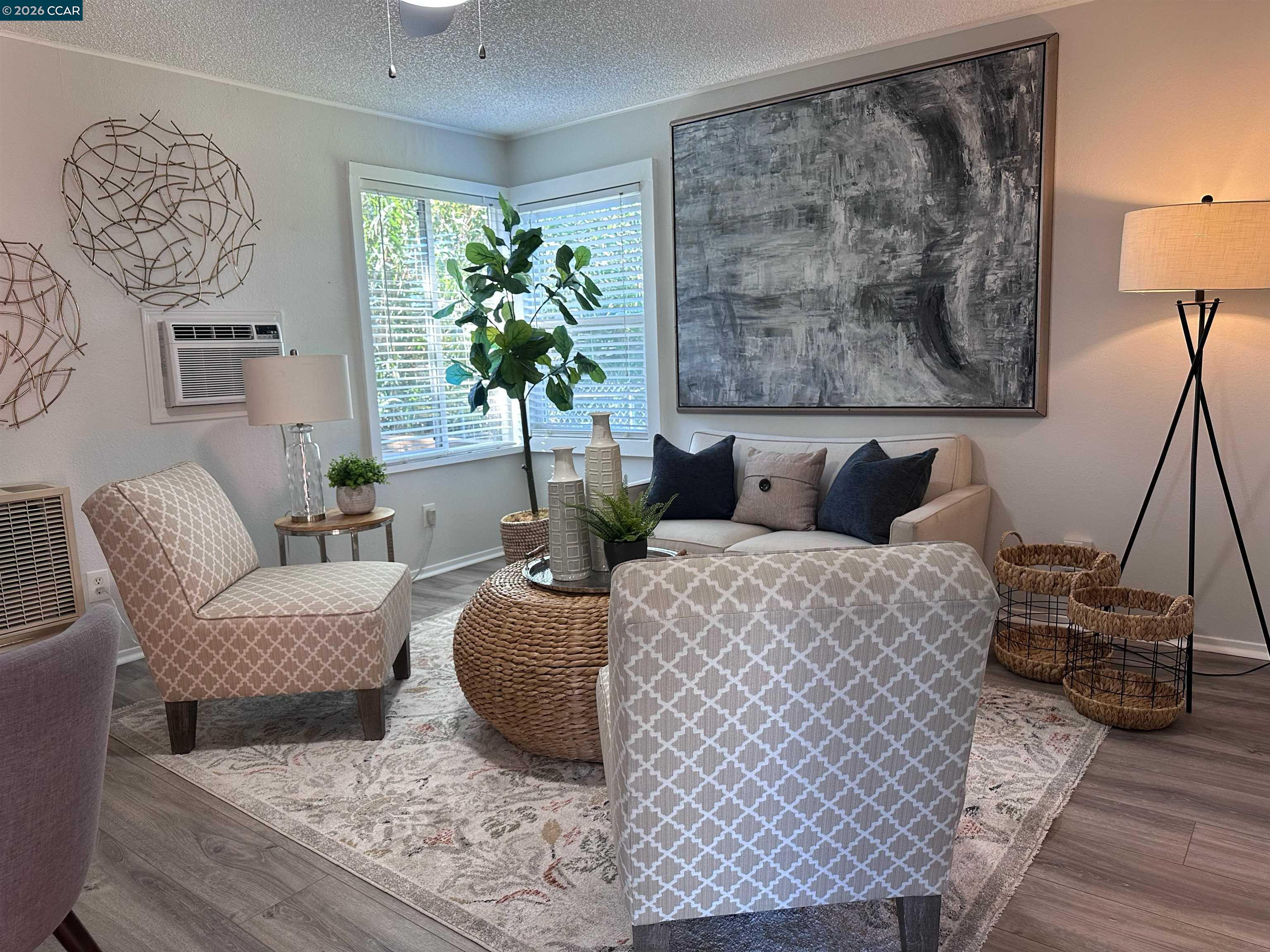 Detail Gallery Image 7 of 39 For 451 Maple Ave, Vallejo,  CA 94519 - 1 Beds | 1 Baths