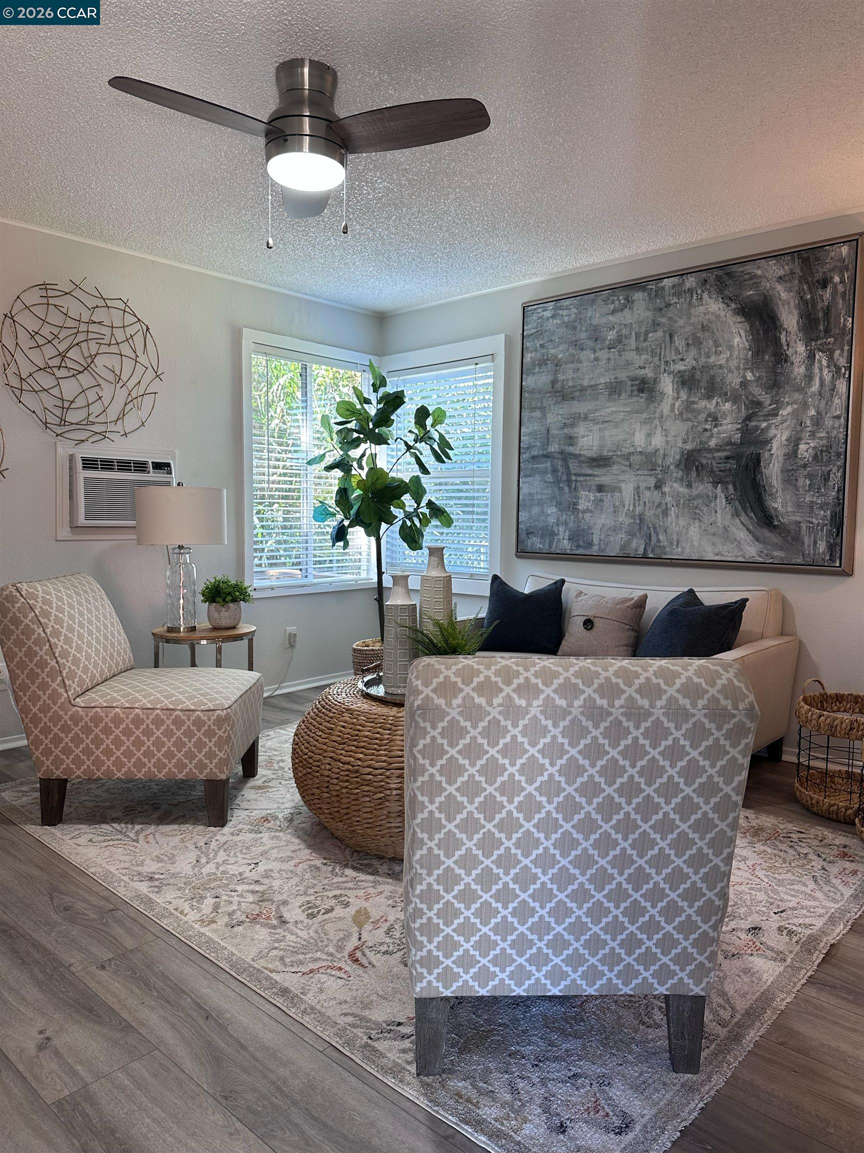 Detail Gallery Image 8 of 39 For 451 Maple Ave, Vallejo,  CA 94519 - 1 Beds | 1 Baths