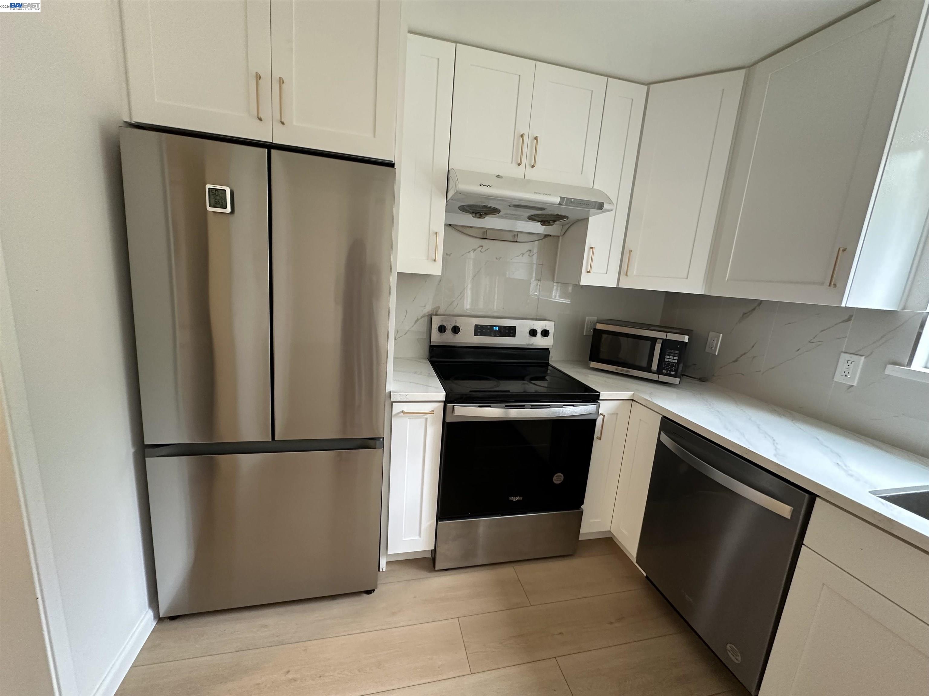 Detail Gallery Image 10 of 30 For 157 El Dorado Cmn, Fremont,  CA 94539 - 3 Beds | 1/1 Baths