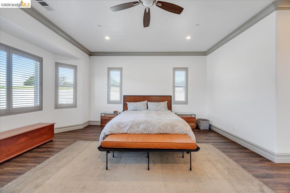 Detail Gallery Image 24 of 48 For 1976 Oak Creek, Copperopolis,  CA 95228-9363 - 3 Beds | 4 Baths