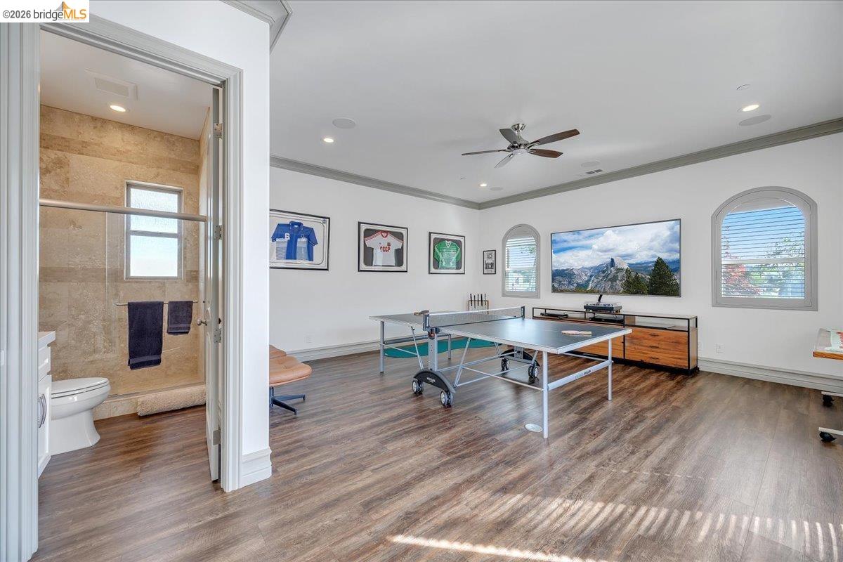 Detail Gallery Image 31 of 48 For 1976 Oak Creek, Copperopolis,  CA 95228-9363 - 3 Beds | 4 Baths