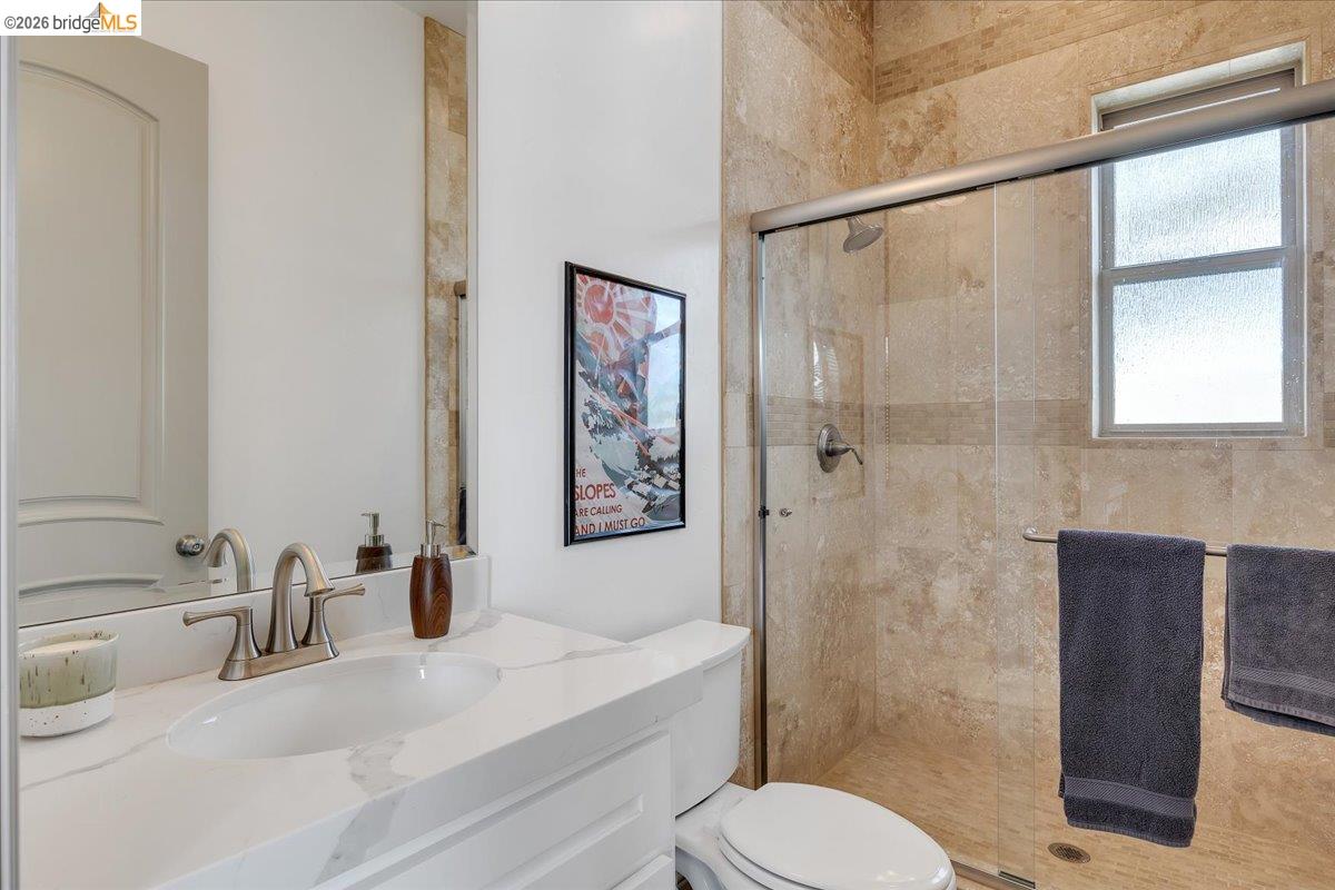 Detail Gallery Image 32 of 48 For 1976 Oak Creek, Copperopolis,  CA 95228-9363 - 3 Beds | 4 Baths