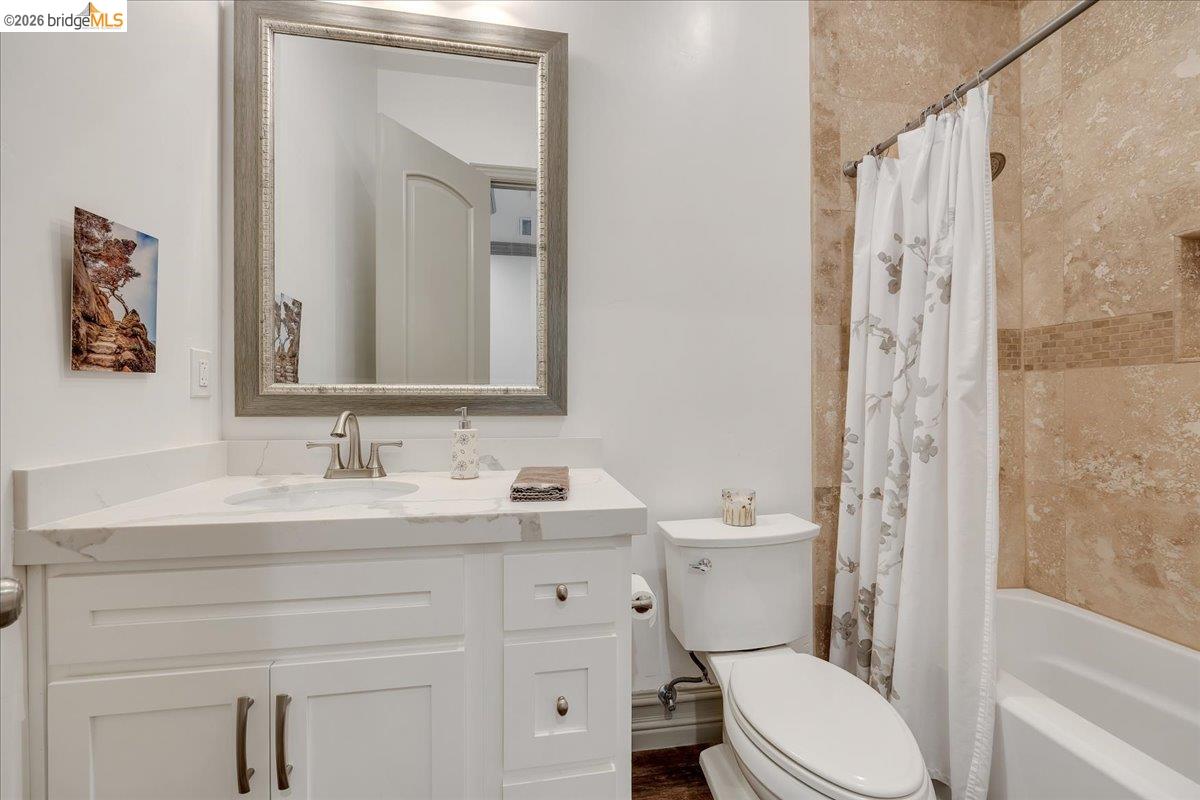 Detail Gallery Image 38 of 48 For 1976 Oak Creek, Copperopolis,  CA 95228-9363 - 3 Beds | 4 Baths