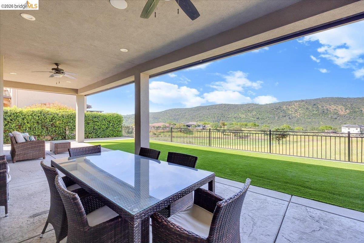 Detail Gallery Image 43 of 48 For 1976 Oak Creek, Copperopolis,  CA 95228-9363 - 3 Beds | 4 Baths