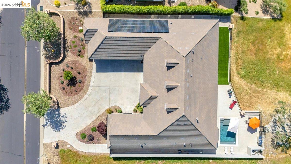 Detail Gallery Image 7 of 48 For 1976 Oak Creek, Copperopolis,  CA 95228-9363 - 3 Beds | 4 Baths