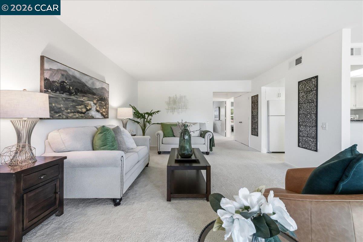 Photo #11: 41129687 Listing: Photo #11