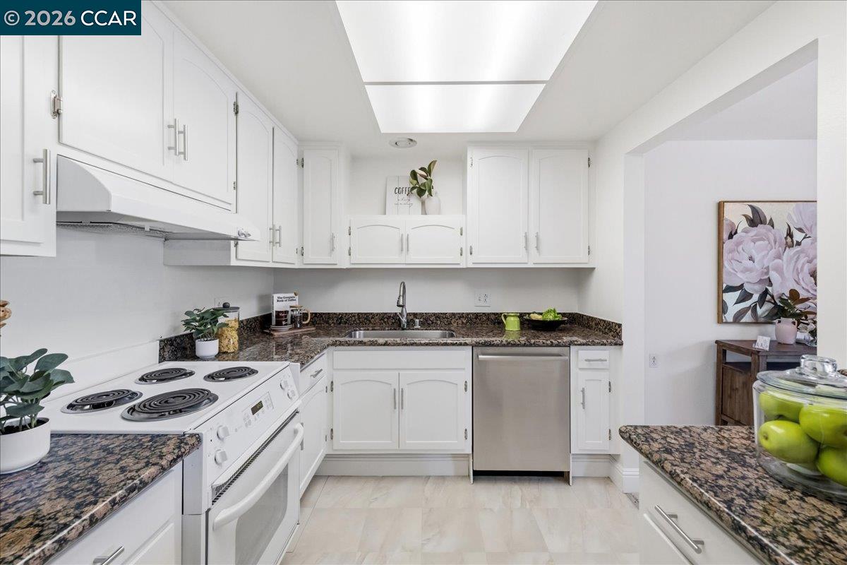 Photo #17: 41129687 Listing: Photo #17