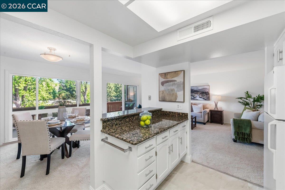 Photo #18: 41129687 Listing: Photo #18