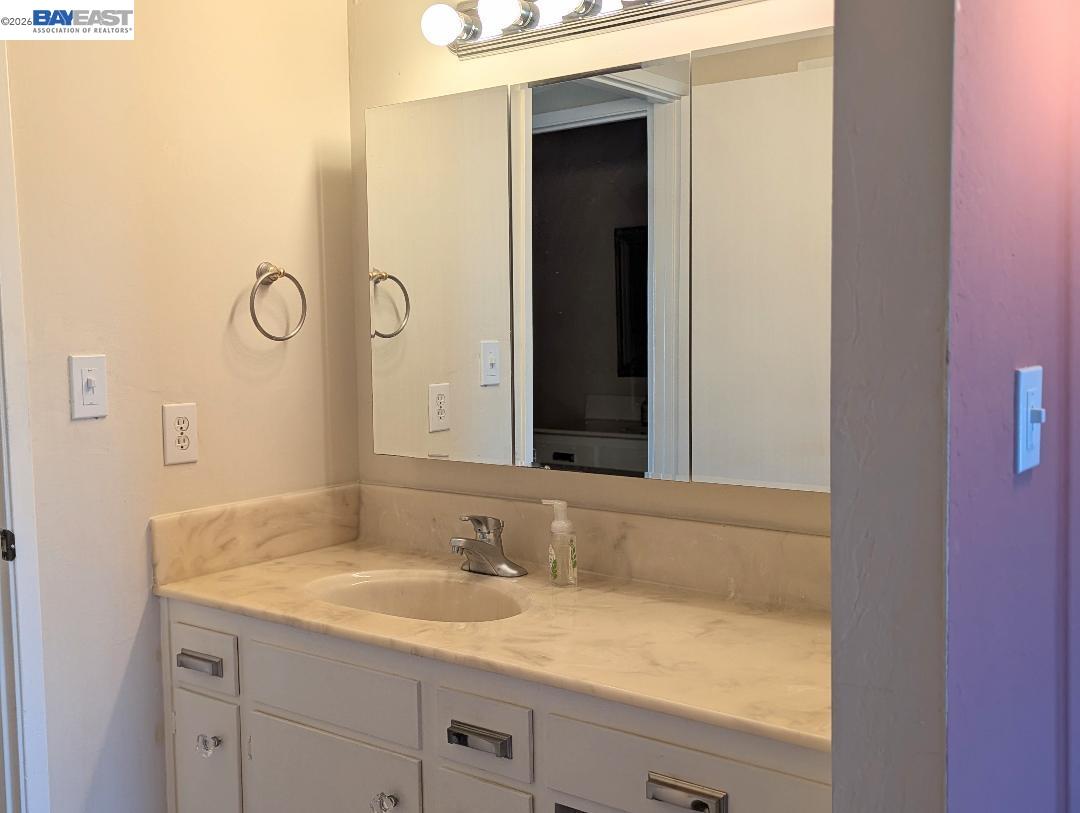 Photo #17: 41129688 Listing: Photo #17