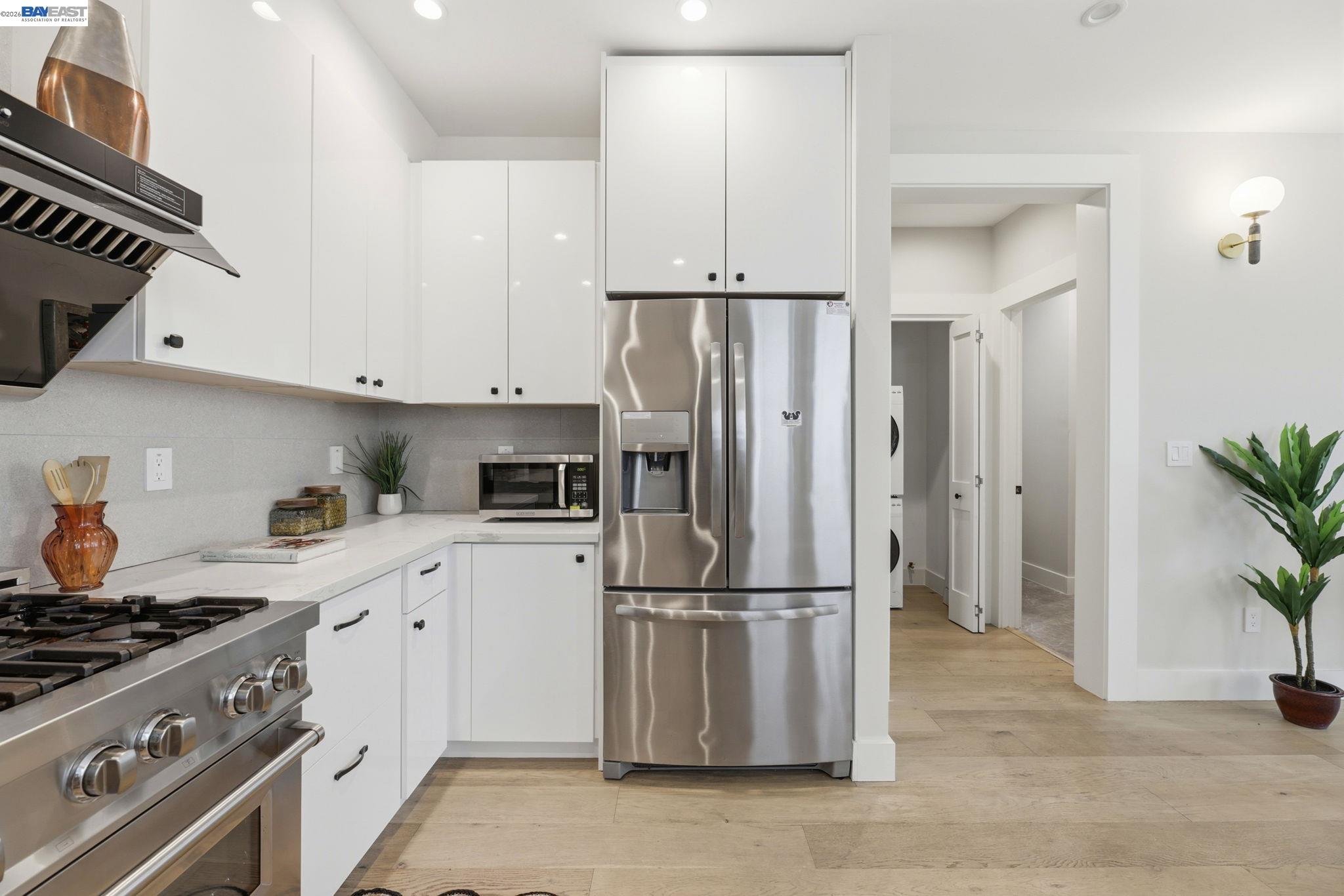 Detail Gallery Image 16 of 45 For 1841 Vine St, Berkeley,  CA 94703 - – Beds | – Baths