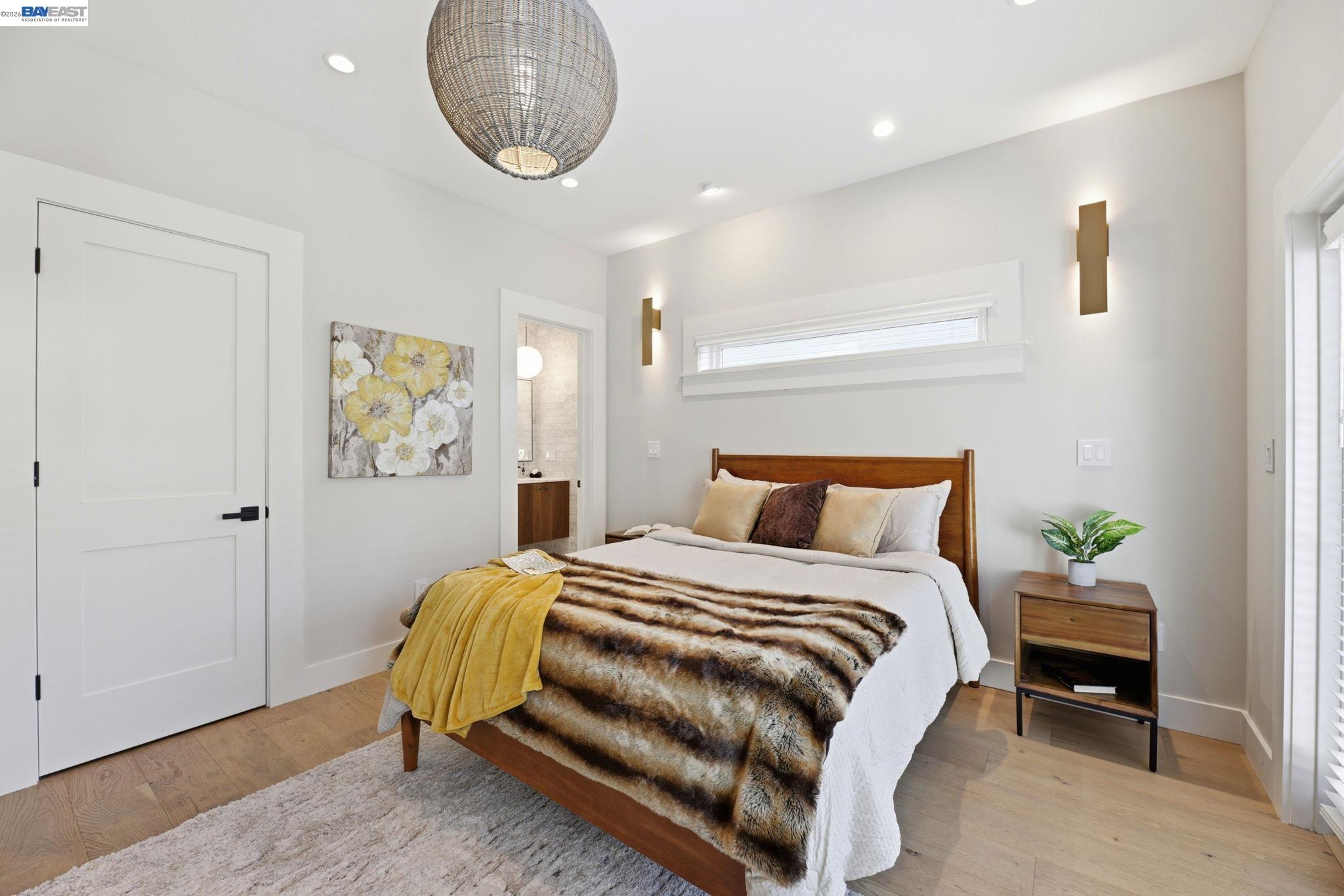 Detail Gallery Image 26 of 45 For 1841 Vine St, Berkeley,  CA 94703 - – Beds | – Baths