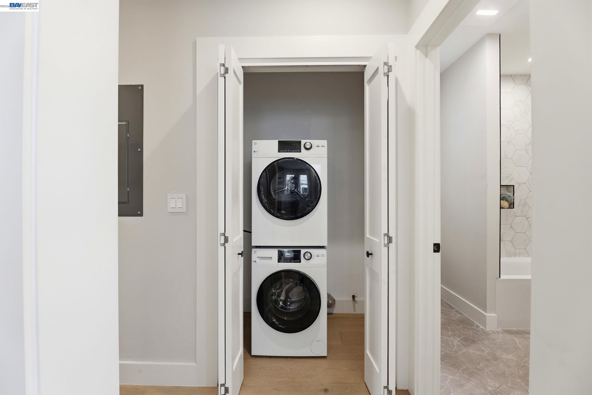 Detail Gallery Image 37 of 45 For 1841 Vine St, Berkeley,  CA 94703 - – Beds | – Baths