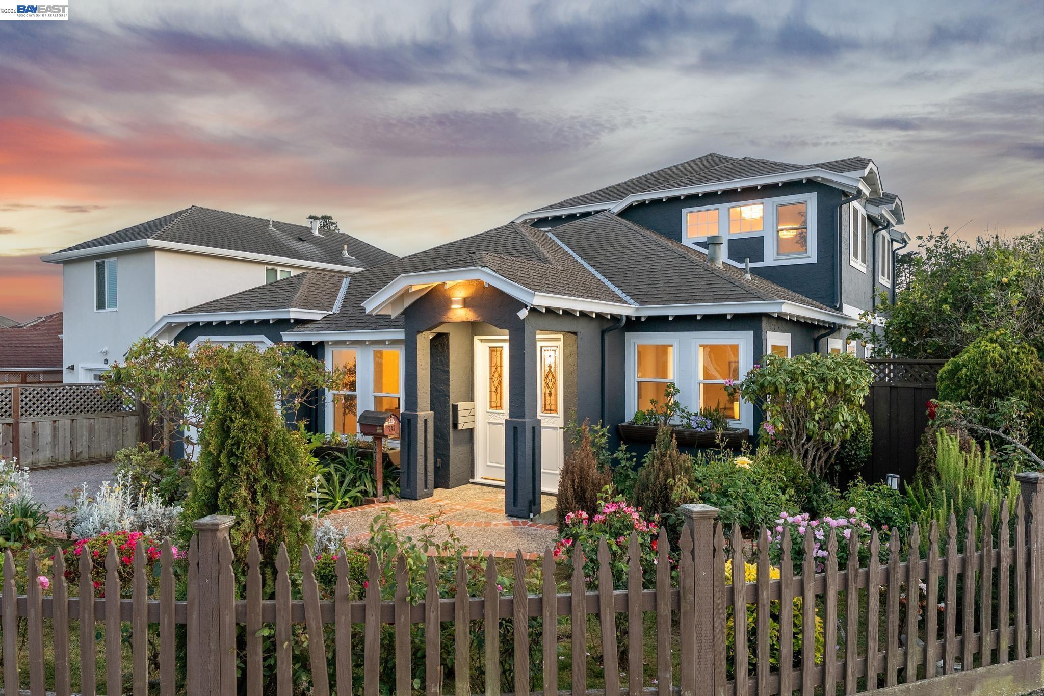 Detail Gallery Image 2 of 59 For 743 Hill Ave, South San Francisco,  CA 94080 - 3 Beds | 2/1 Baths