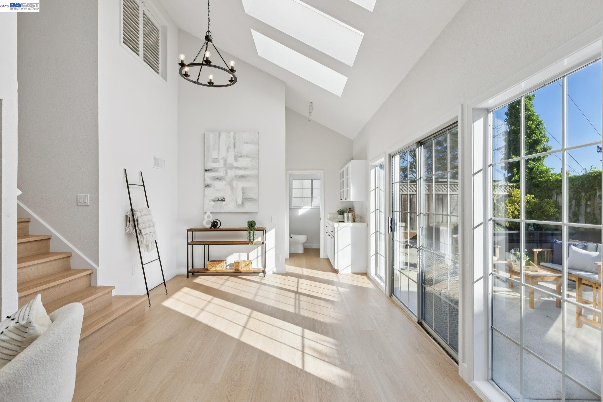 Detail Gallery Image 26 of 59 For 743 Hill Ave, South San Francisco,  CA 94080 - 3 Beds | 2/1 Baths