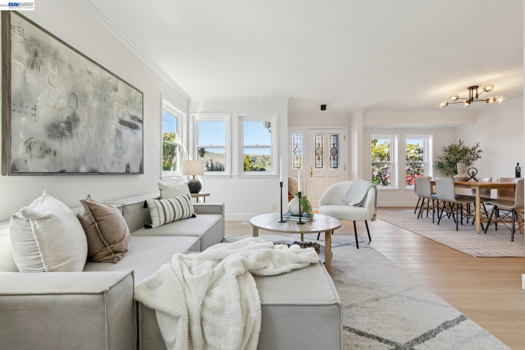 Detail Gallery Image 10 of 59 For 743 Hill Ave, South San Francisco,  CA 94080 - 3 Beds | 2/1 Baths