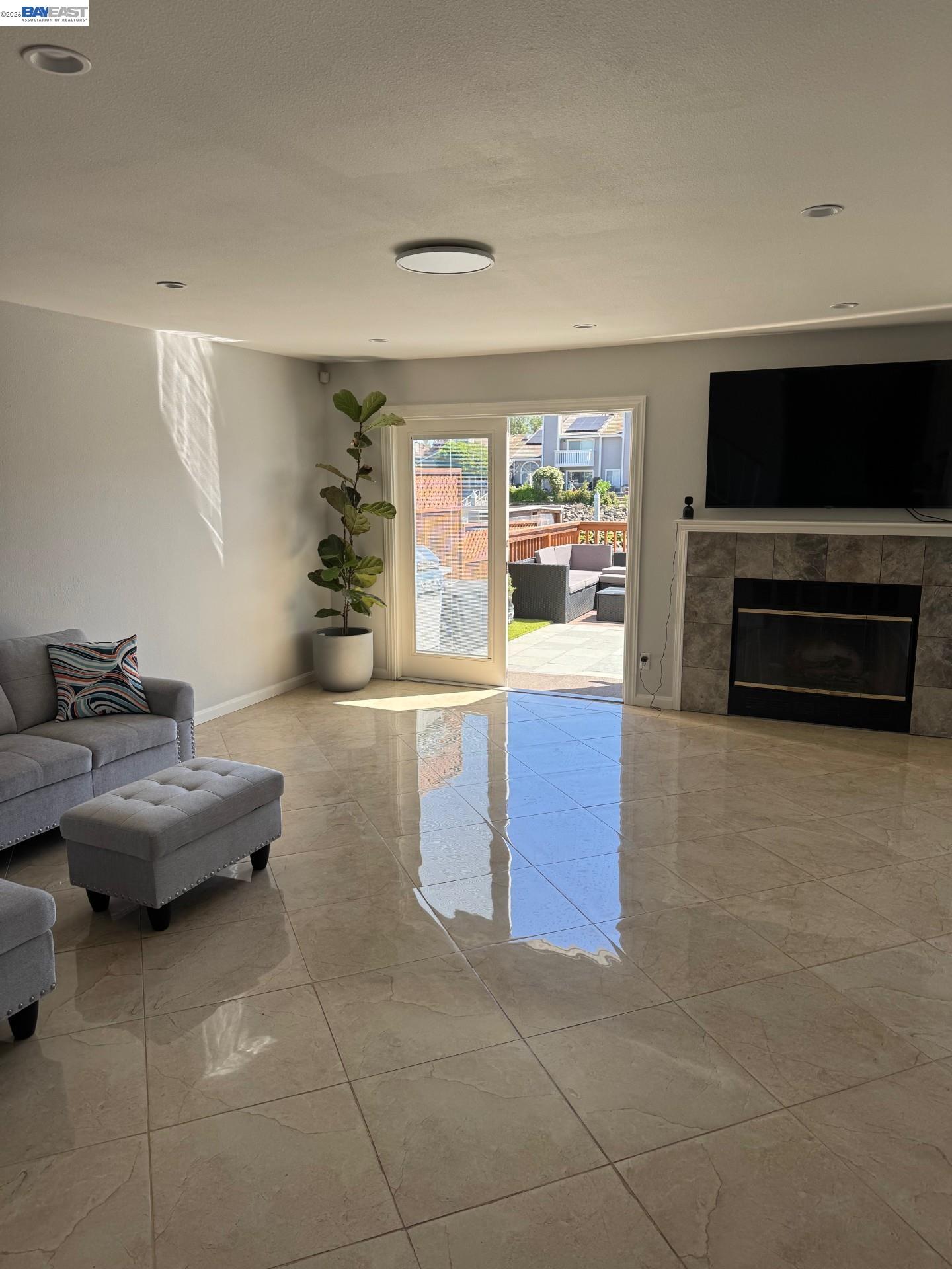 Photo #9: 41129697 Listing: Photo #9