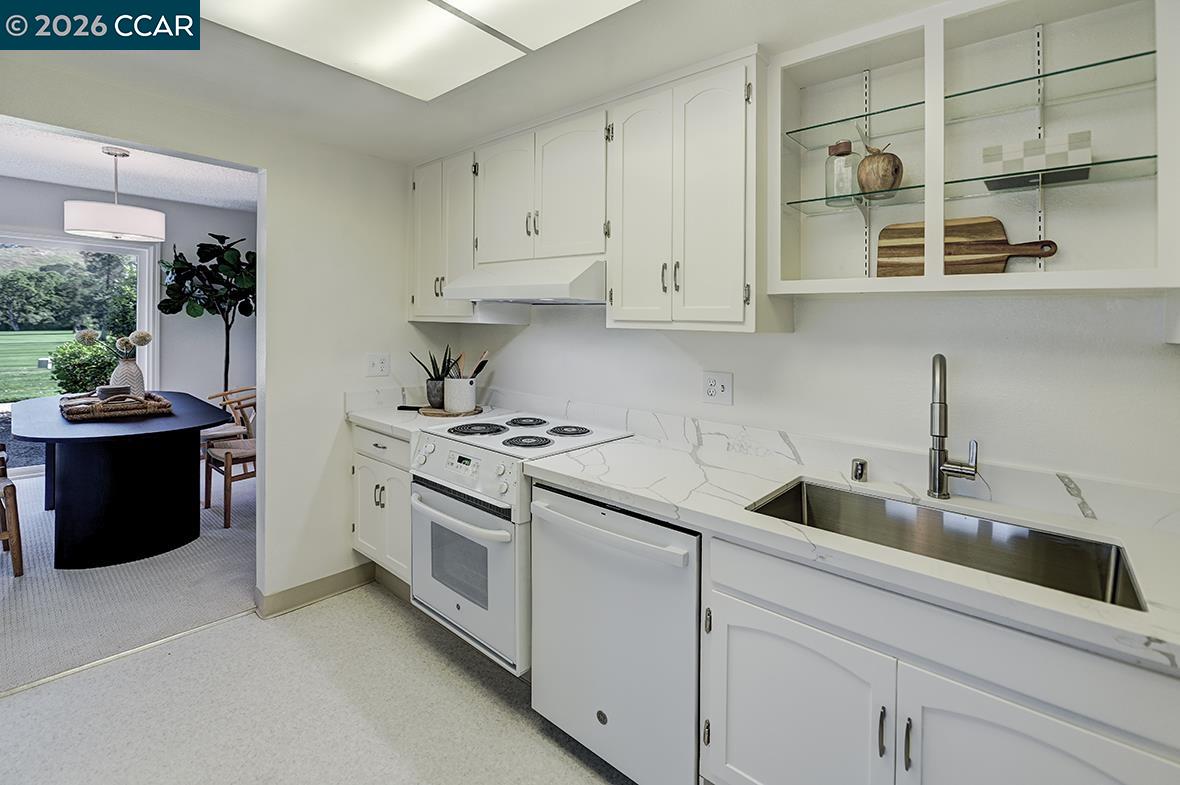 Photo #13: 41129698 Listing: Photo #13