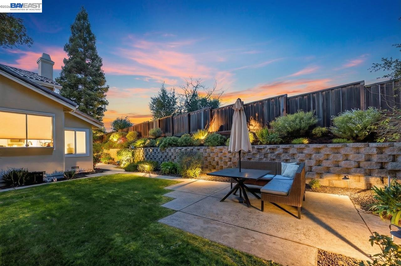 Detail Gallery Image 3 of 54 For 788 Crystal Ln, Pleasanton,  CA 94566 - 5 Beds | 3 Baths