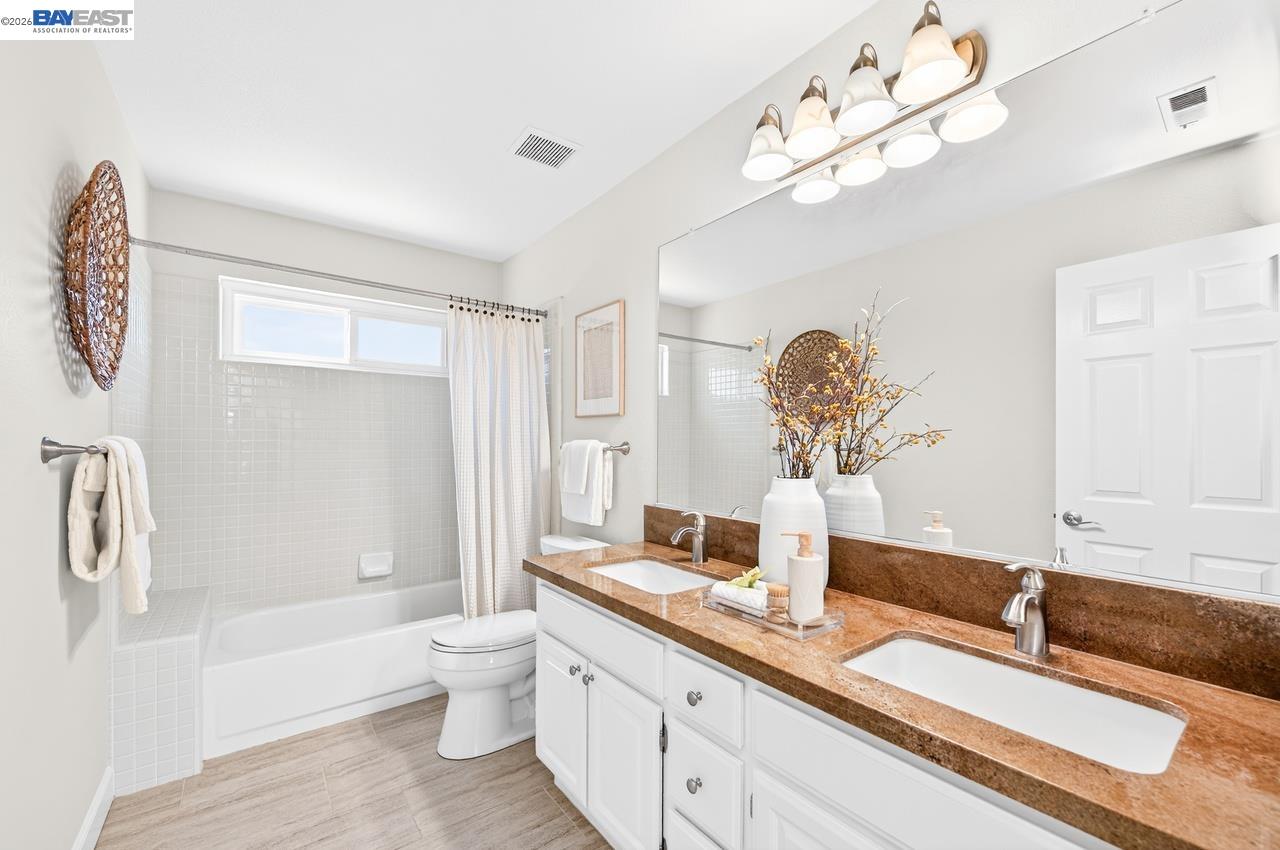 Detail Gallery Image 42 of 54 For 788 Crystal Ln, Pleasanton,  CA 94566 - 5 Beds | 3 Baths