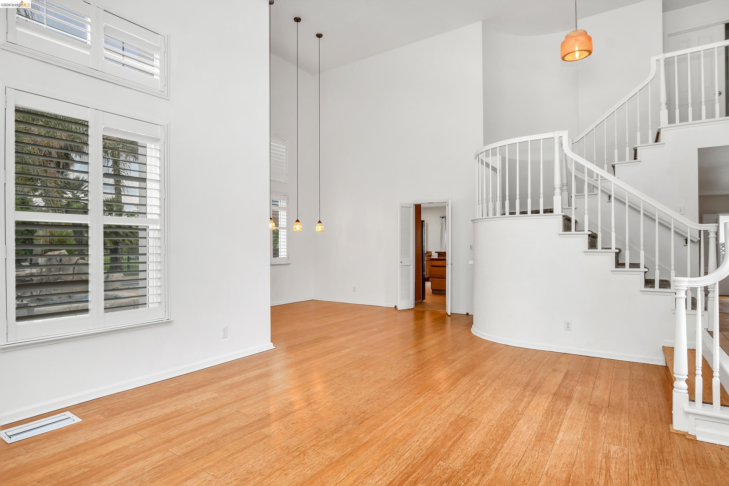 Detail Gallery Image 16 of 50 For 5460 Azure Ct, Discovery Bay,  CA 94505 - 4 Beds | 3 Baths