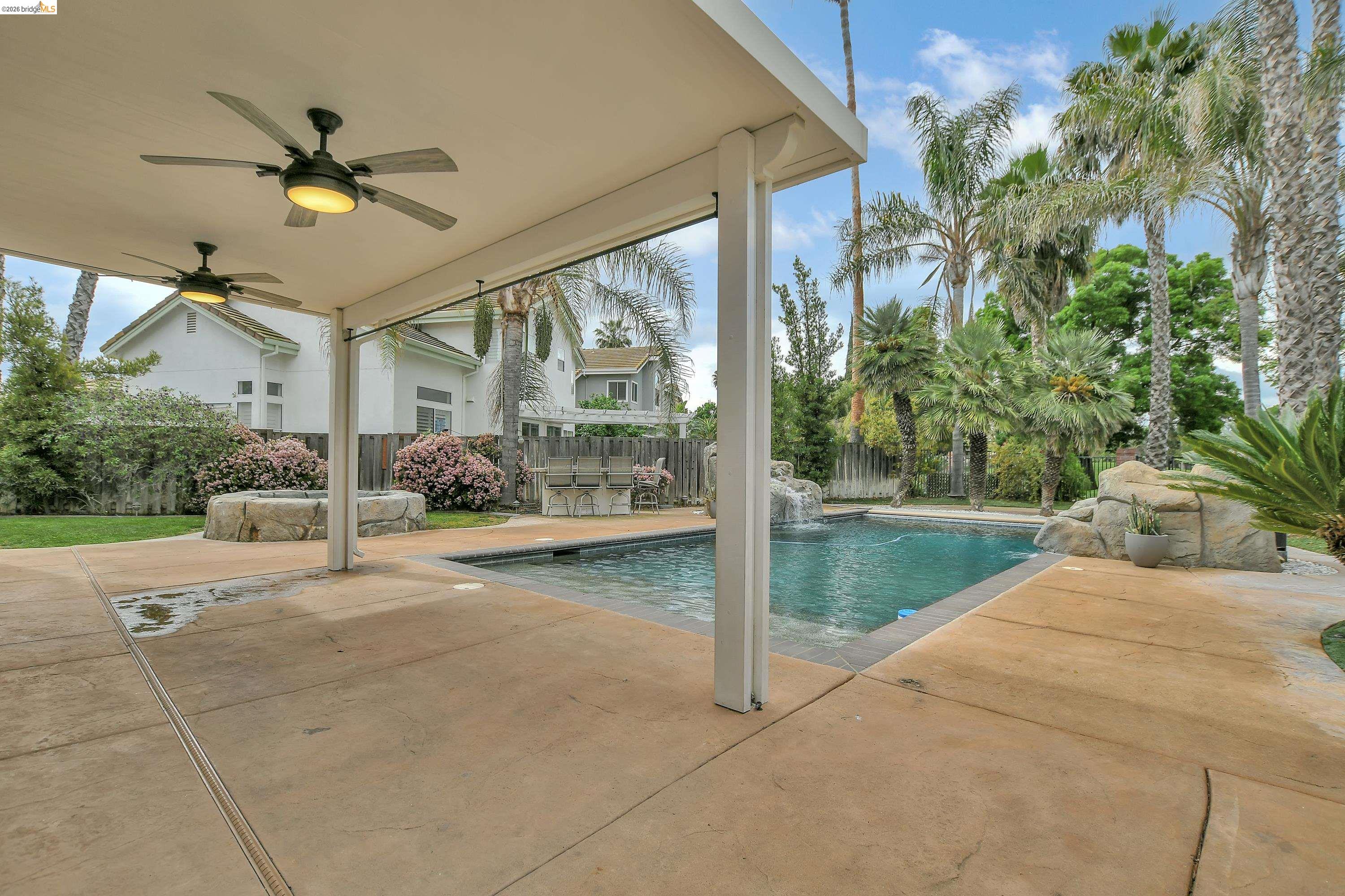 Detail Gallery Image 39 of 50 For 5460 Azure Ct, Discovery Bay,  CA 94505 - 4 Beds | 3 Baths