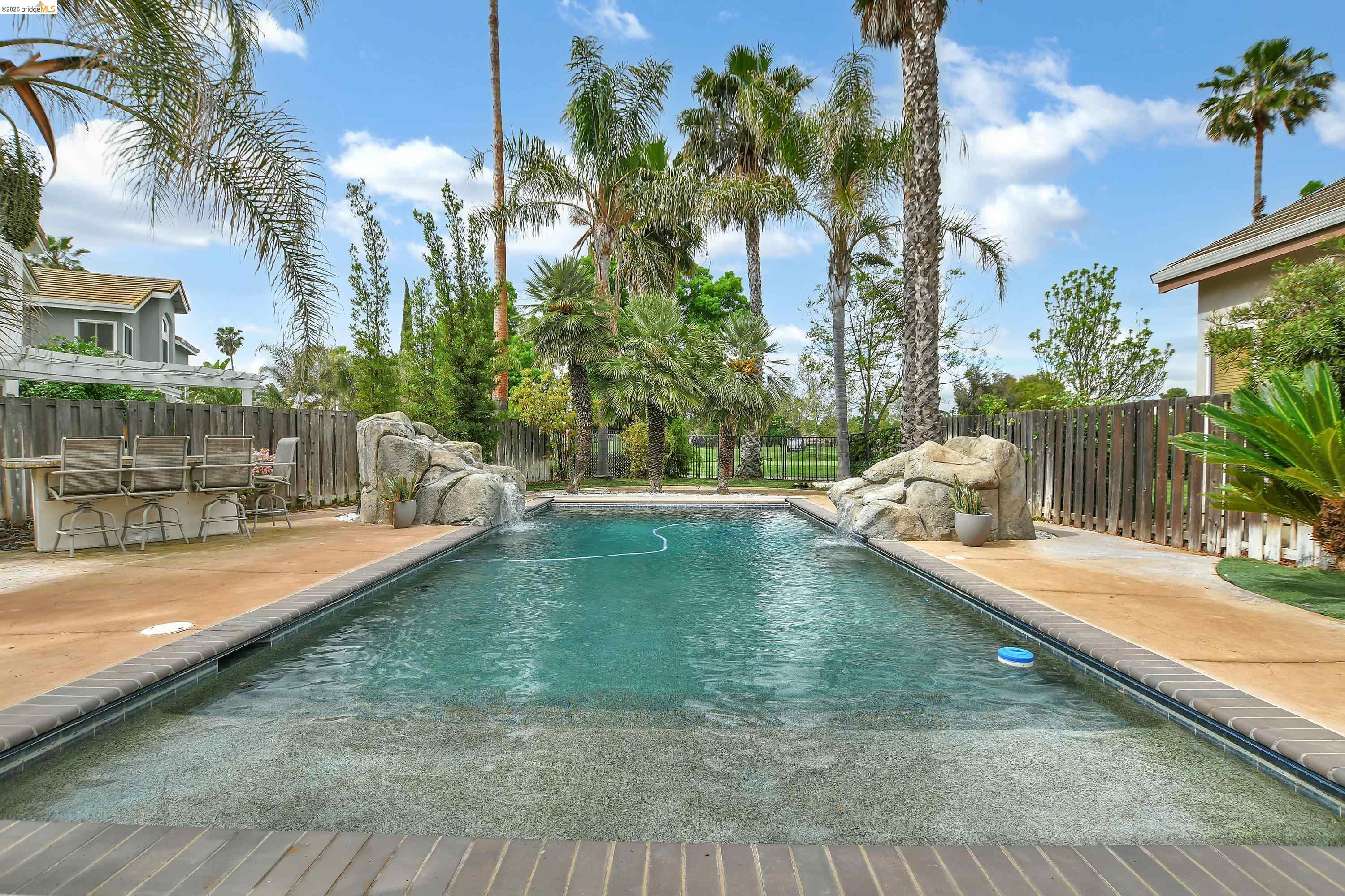 Detail Gallery Image 41 of 50 For 5460 Azure Ct, Discovery Bay,  CA 94505 - 4 Beds | 3 Baths