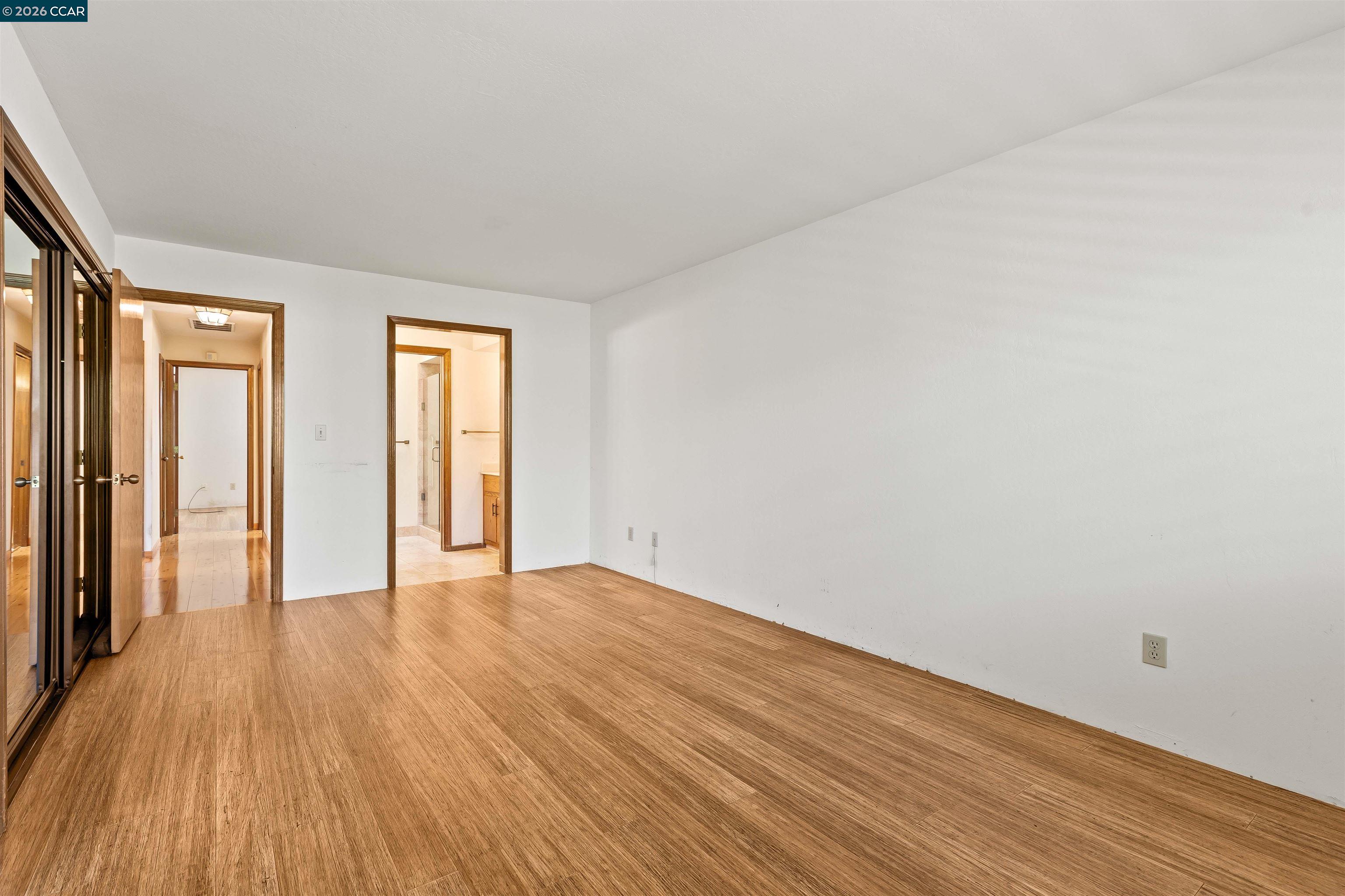 Photo #24: 41129709 Listing: Photo #24