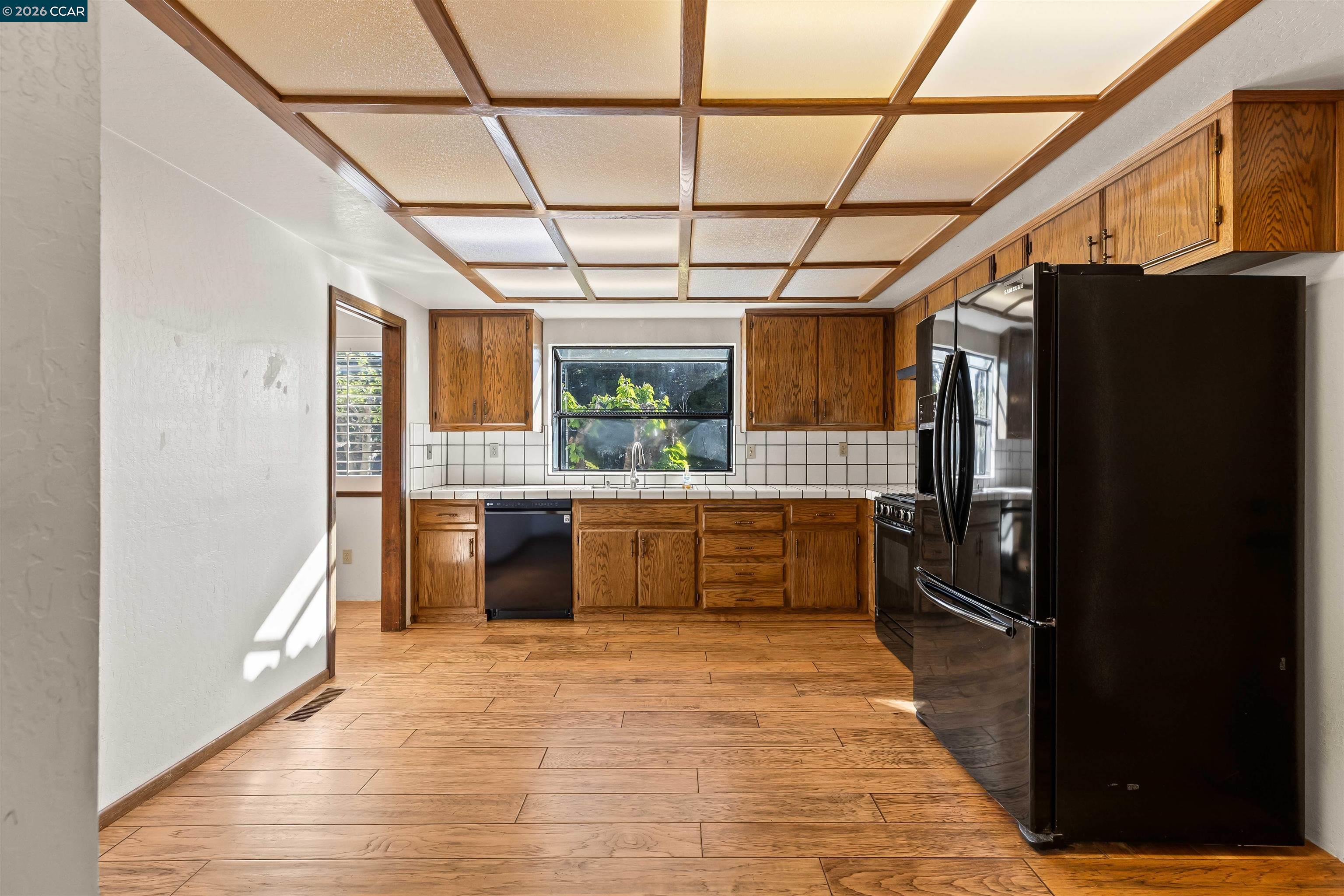 Photo #7: 41129709 Listing: Photo #7