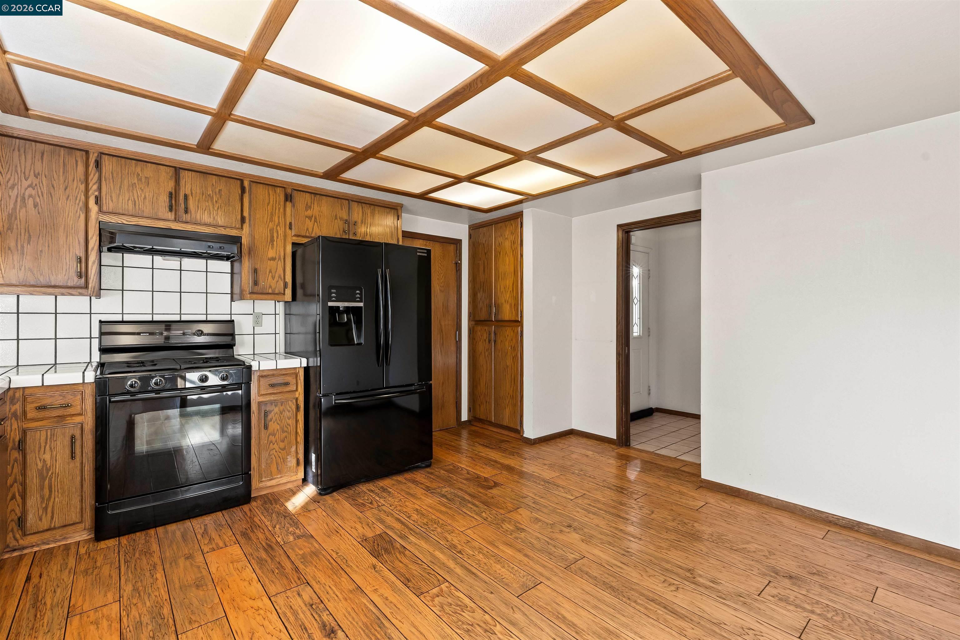 Photo #9: 41129709 Listing: Photo #9