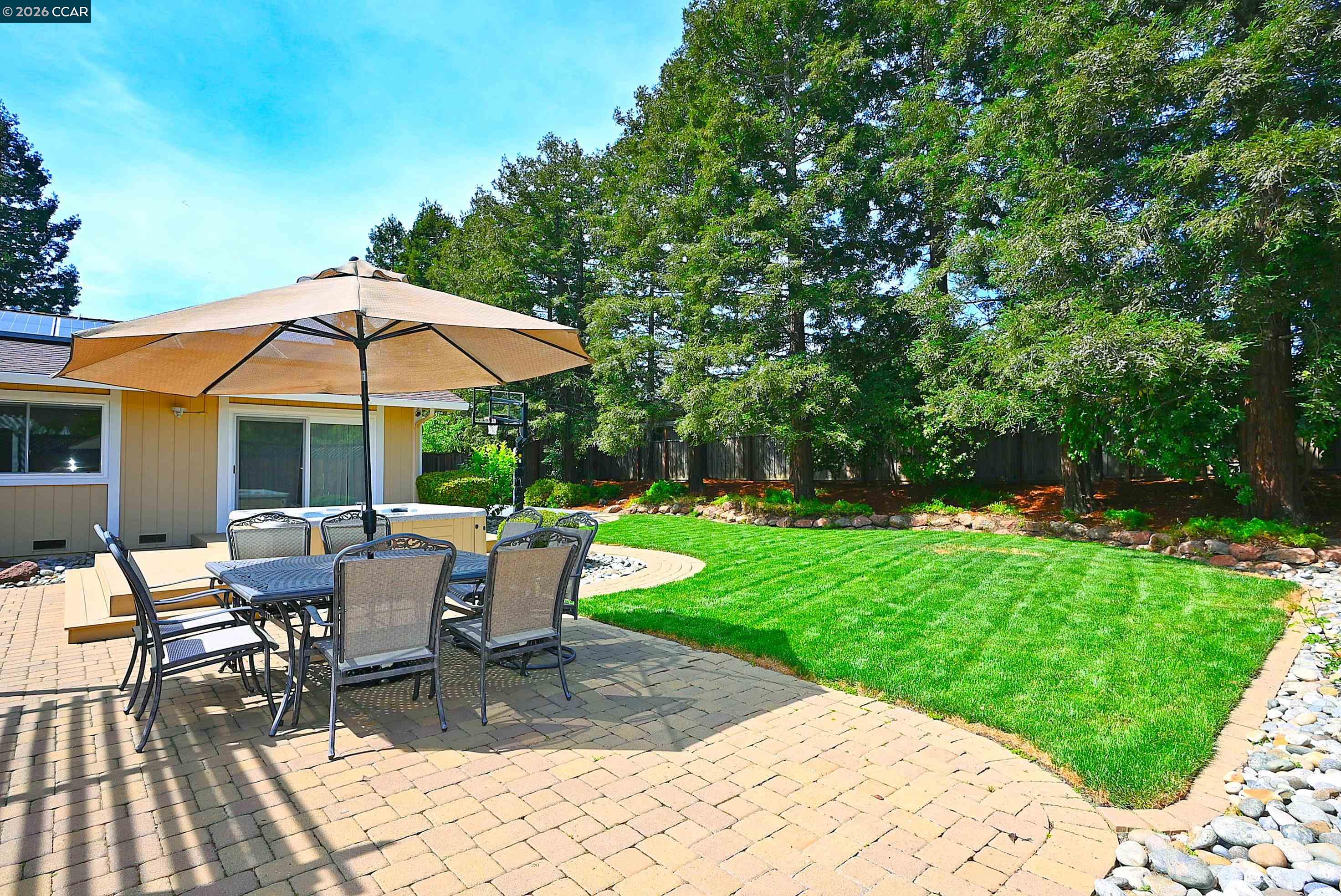 Detail Gallery Image 11 of 19 For 3374 Whitehaven Drive, Walnut Creek,  CA 94598 - 4 Beds | 2/1 Baths