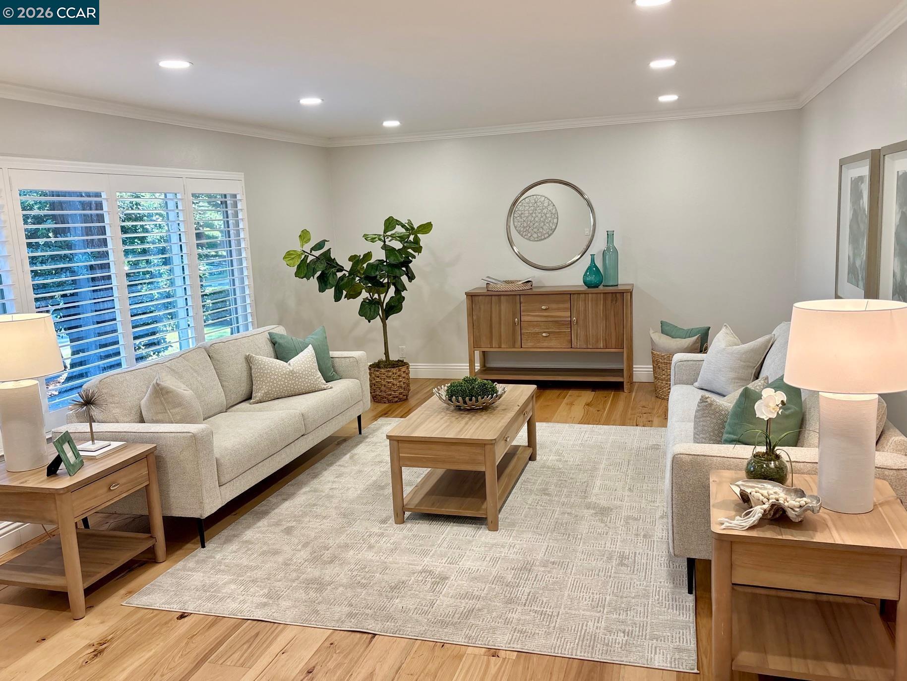 Detail Gallery Image 4 of 19 For 3374 Whitehaven Drive, Walnut Creek,  CA 94598 - 4 Beds | 2/1 Baths