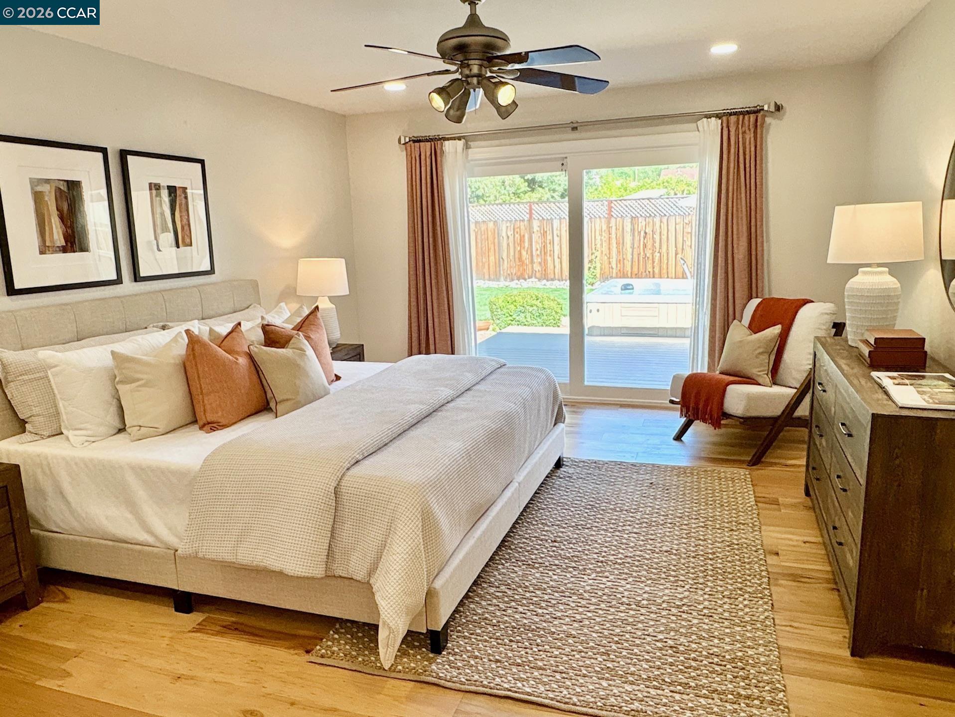 Detail Gallery Image 5 of 19 For 3374 Whitehaven Drive, Walnut Creek,  CA 94598 - 4 Beds | 2/1 Baths