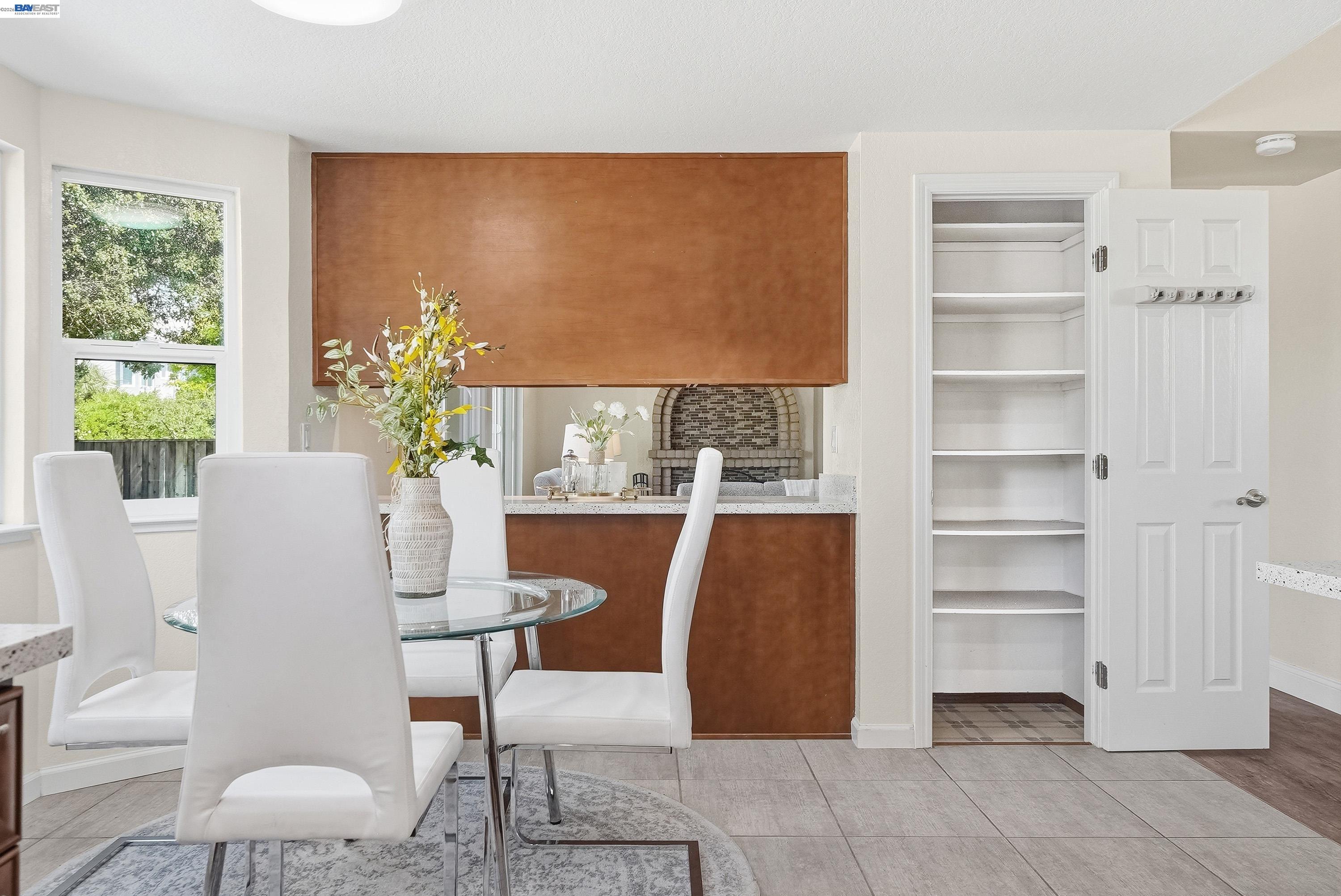 Detail Gallery Image 14 of 60 For 33646 Whimbrel Rd, Fremont,  CA 94555 - 4 Beds | 3 Baths