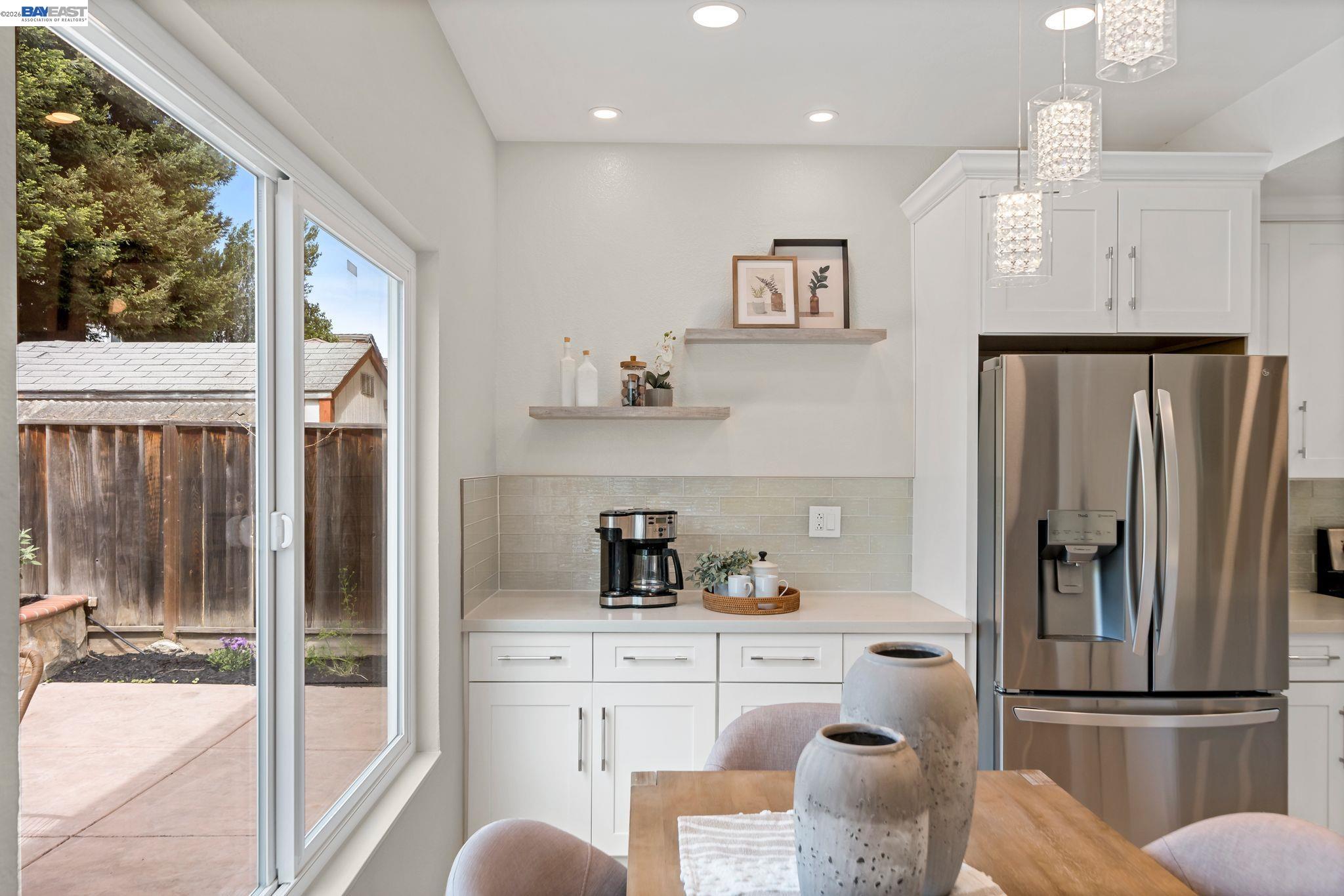 Detail Gallery Image 12 of 39 For 5405 Diana Common, Fremont,  CA 94555 - 3 Beds | 2/1 Baths