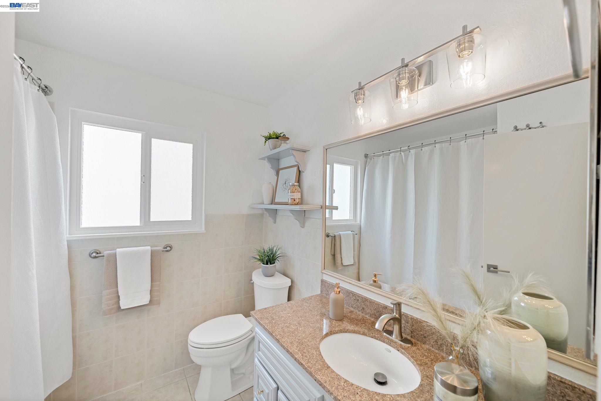 Detail Gallery Image 22 of 39 For 5405 Diana Common, Fremont,  CA 94555 - 3 Beds | 2/1 Baths