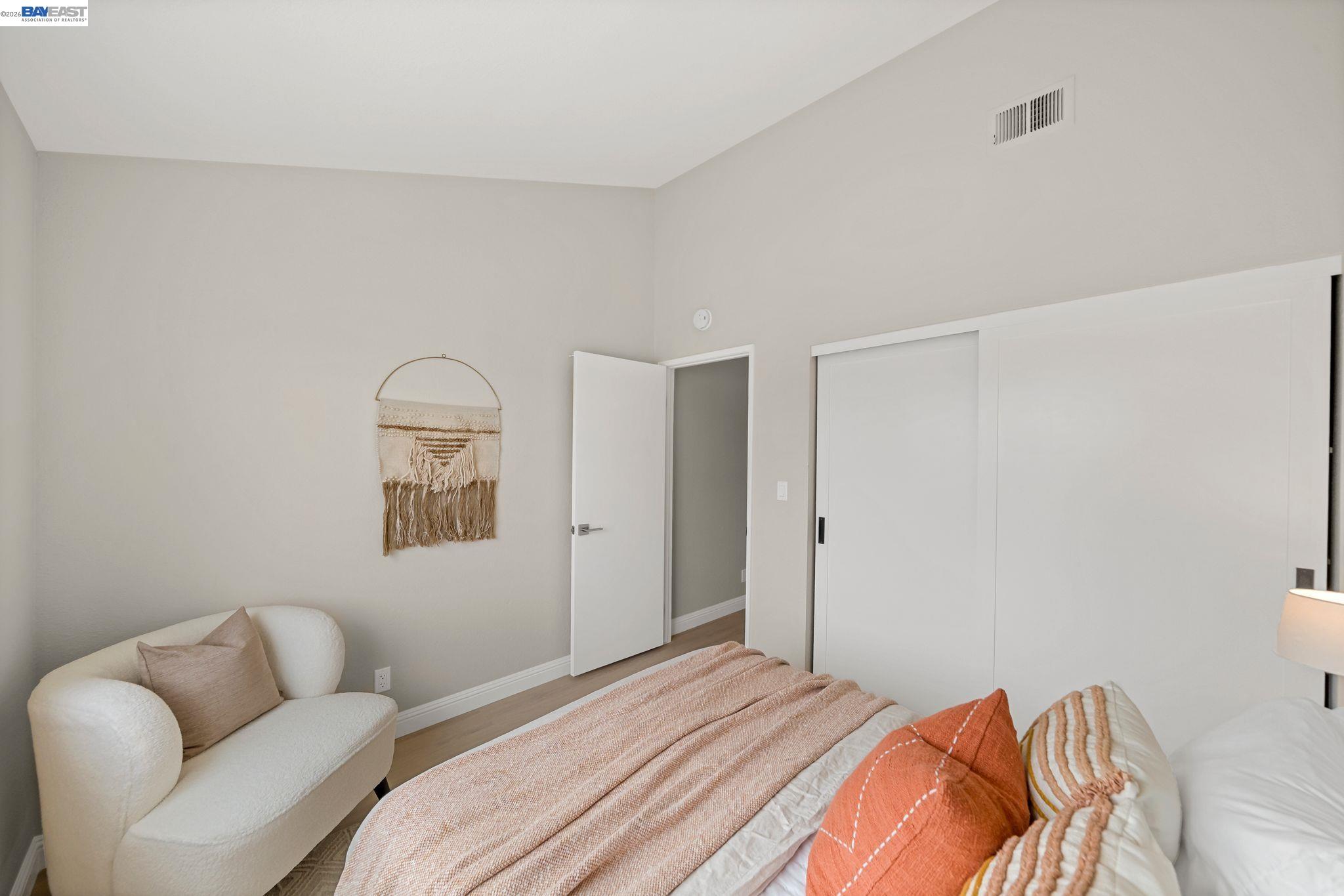 Detail Gallery Image 24 of 39 For 5405 Diana Common, Fremont,  CA 94555 - 3 Beds | 2/1 Baths