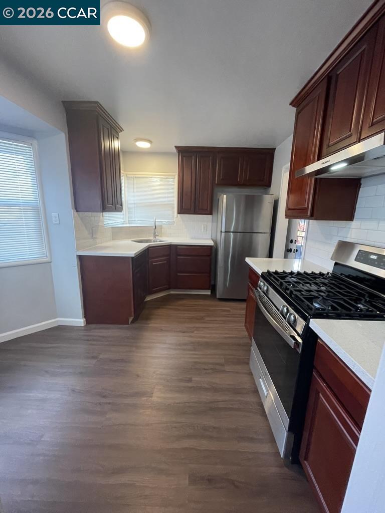 Detail Gallery Image 12 of 50 For 2100 94th Avenue, Oakland,  CA 94603 - – Beds | – Baths