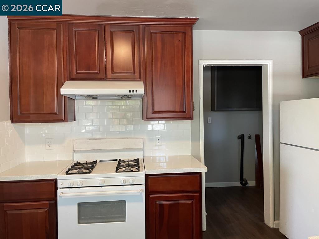 Detail Gallery Image 25 of 50 For 2100 94th Avenue, Oakland,  CA 94603 - – Beds | – Baths