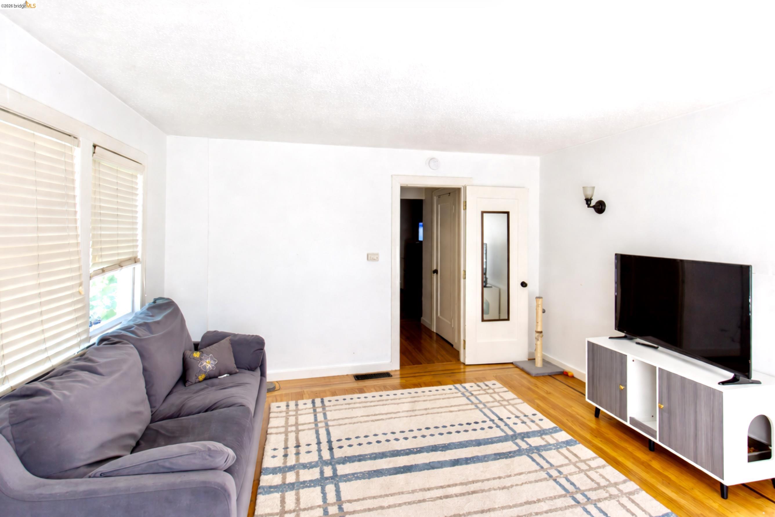 Detail Gallery Image 11 of 27 For 926 Georgia St, Vallejo,  CA 94590 - – Beds | – Baths