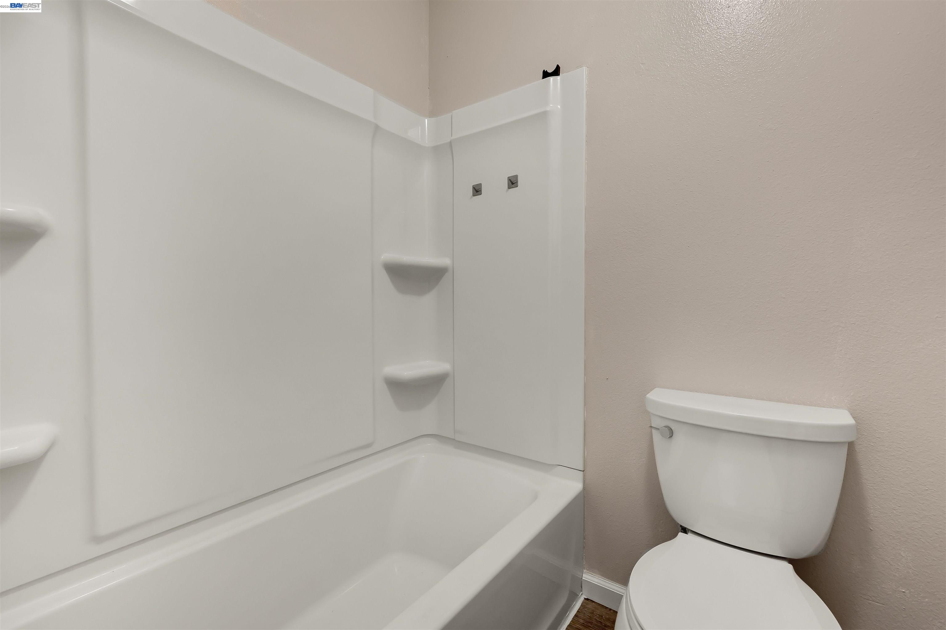 Photo #20: 41129731 Listing: Photo #20