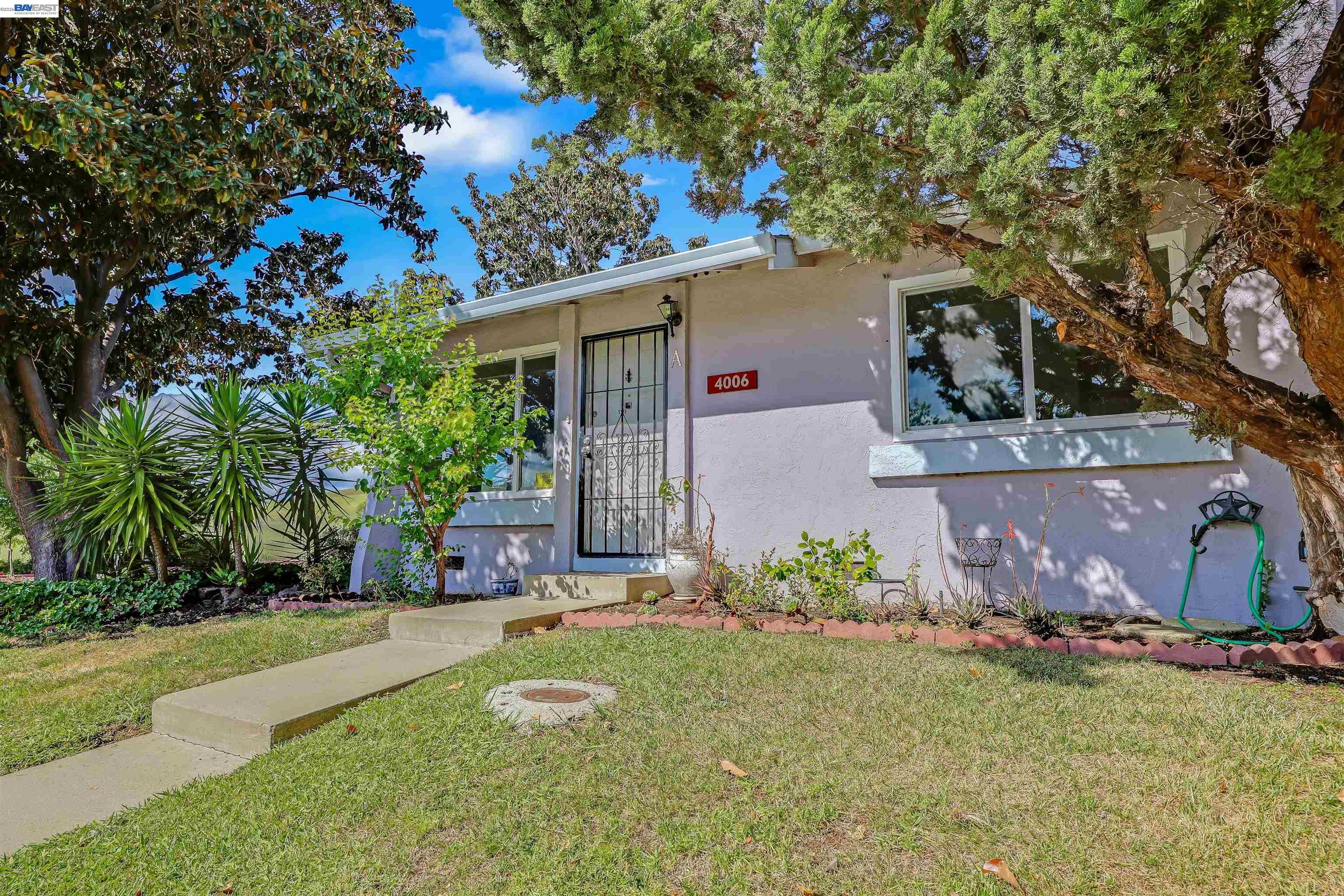 Photo #3: 41129731 Listing: Photo #3