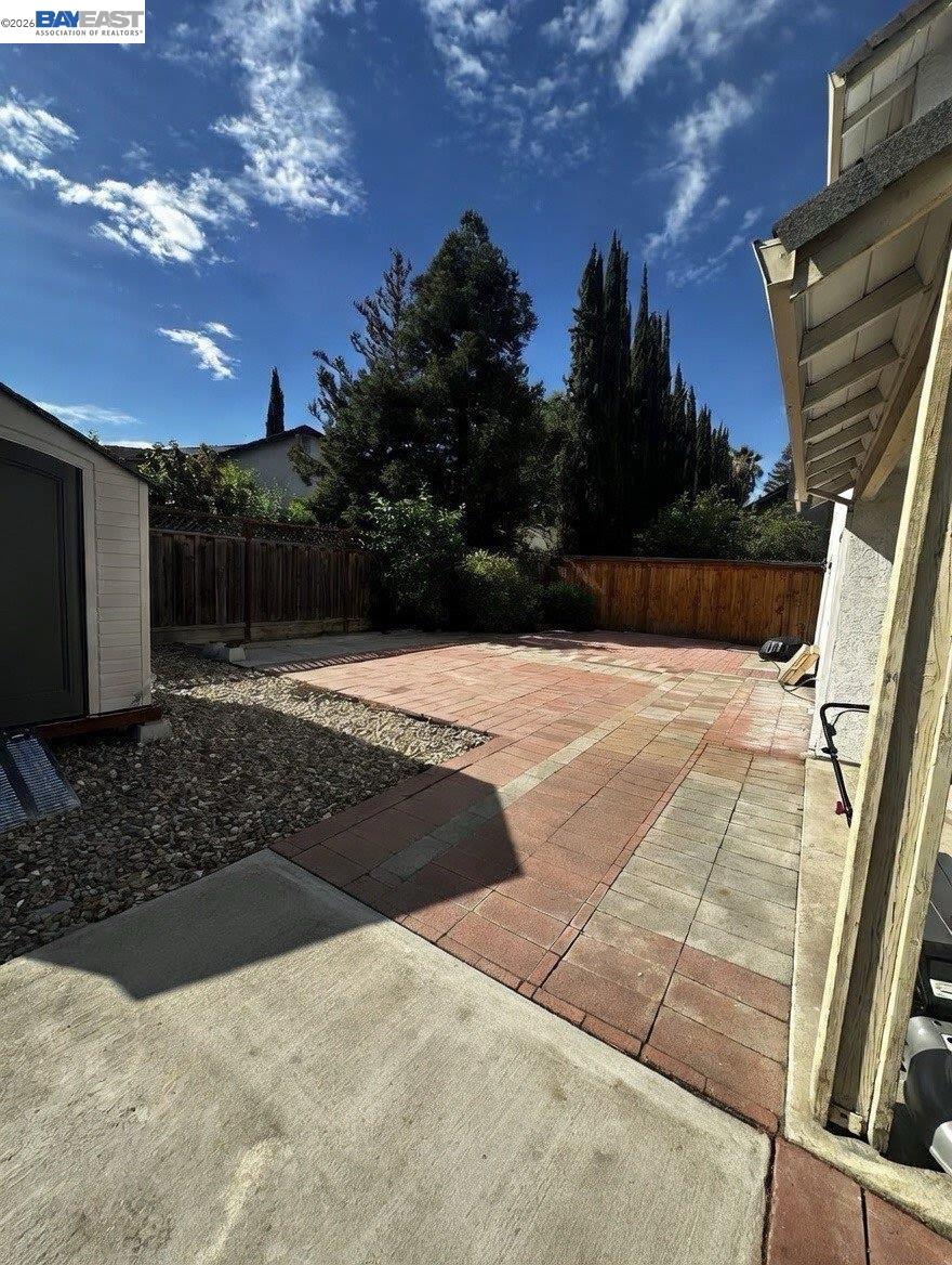 Detail Gallery Image 3 of 8 For 15055 Hollyhock Ct, Lathrop,  CA 95330 - 4 Beds | 2/1 Baths
