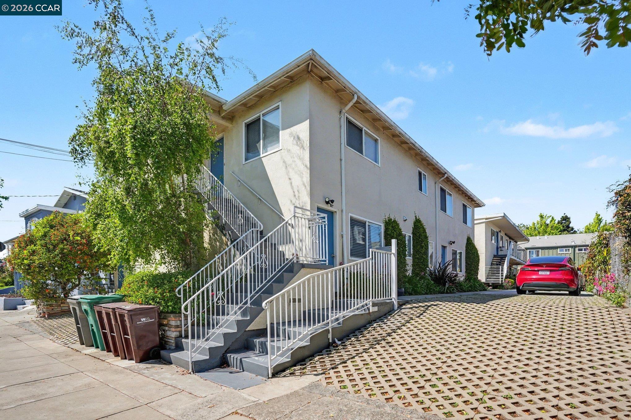 Photo #3: 41129735 Listing: Photo #3