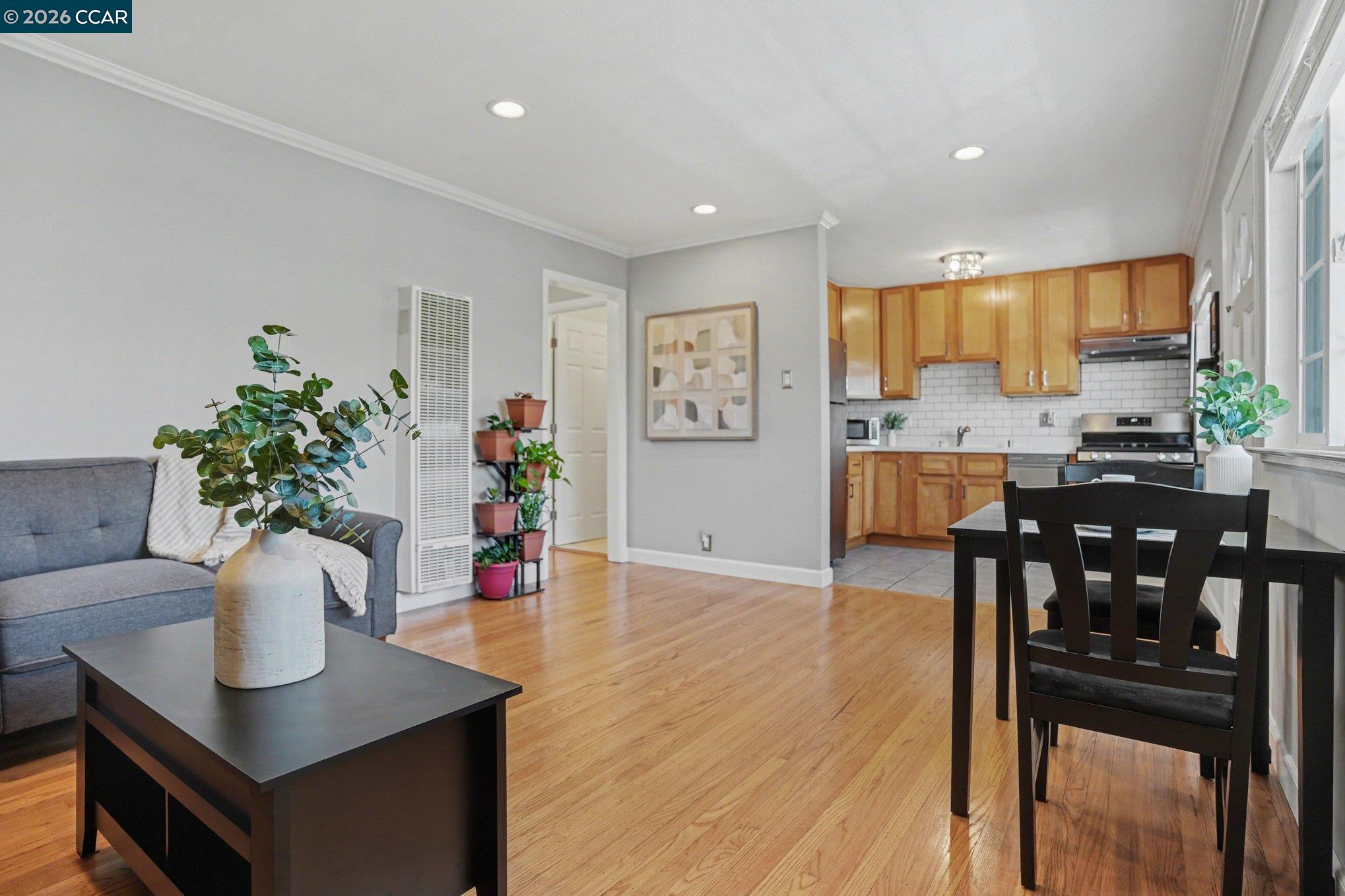 Photo #6: 41129735 Listing: Photo #6