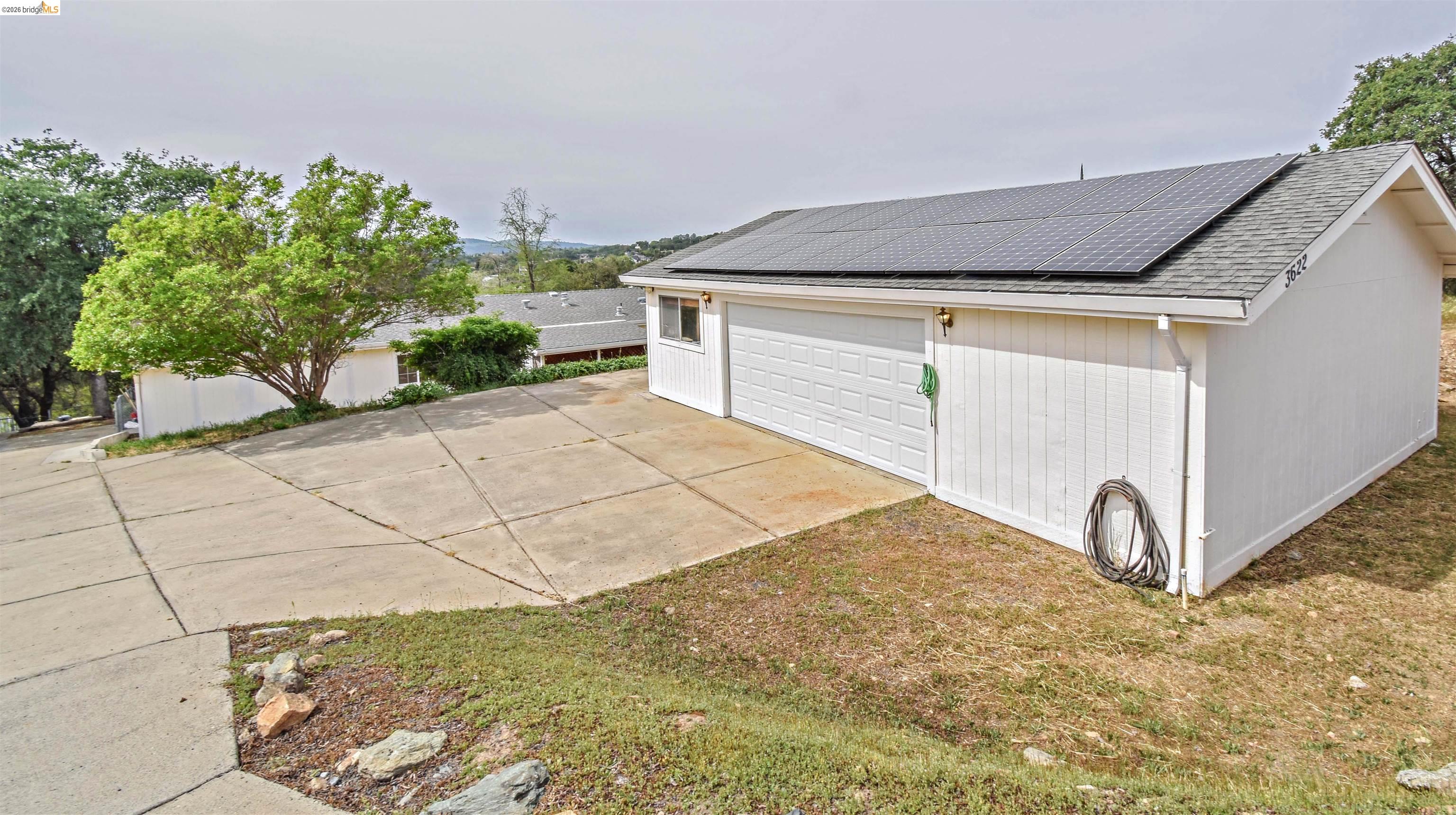 Detail Gallery Image 3 of 33 For 3622 Snowbird Ct., Copperopolis,  CA 95228 - 3 Beds | 2 Baths