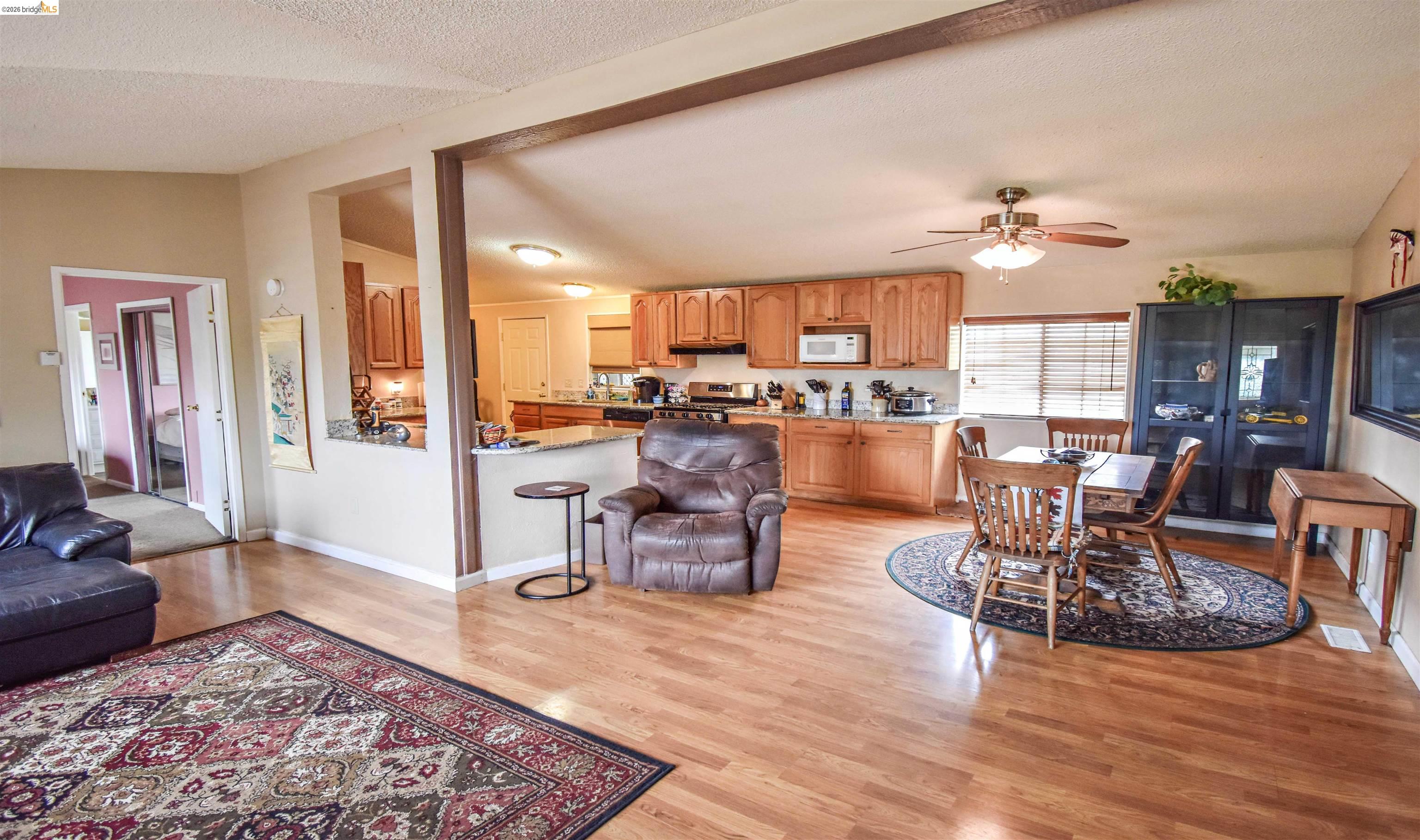 Detail Gallery Image 7 of 33 For 3622 Snowbird Ct., Copperopolis,  CA 95228 - 3 Beds | 2 Baths