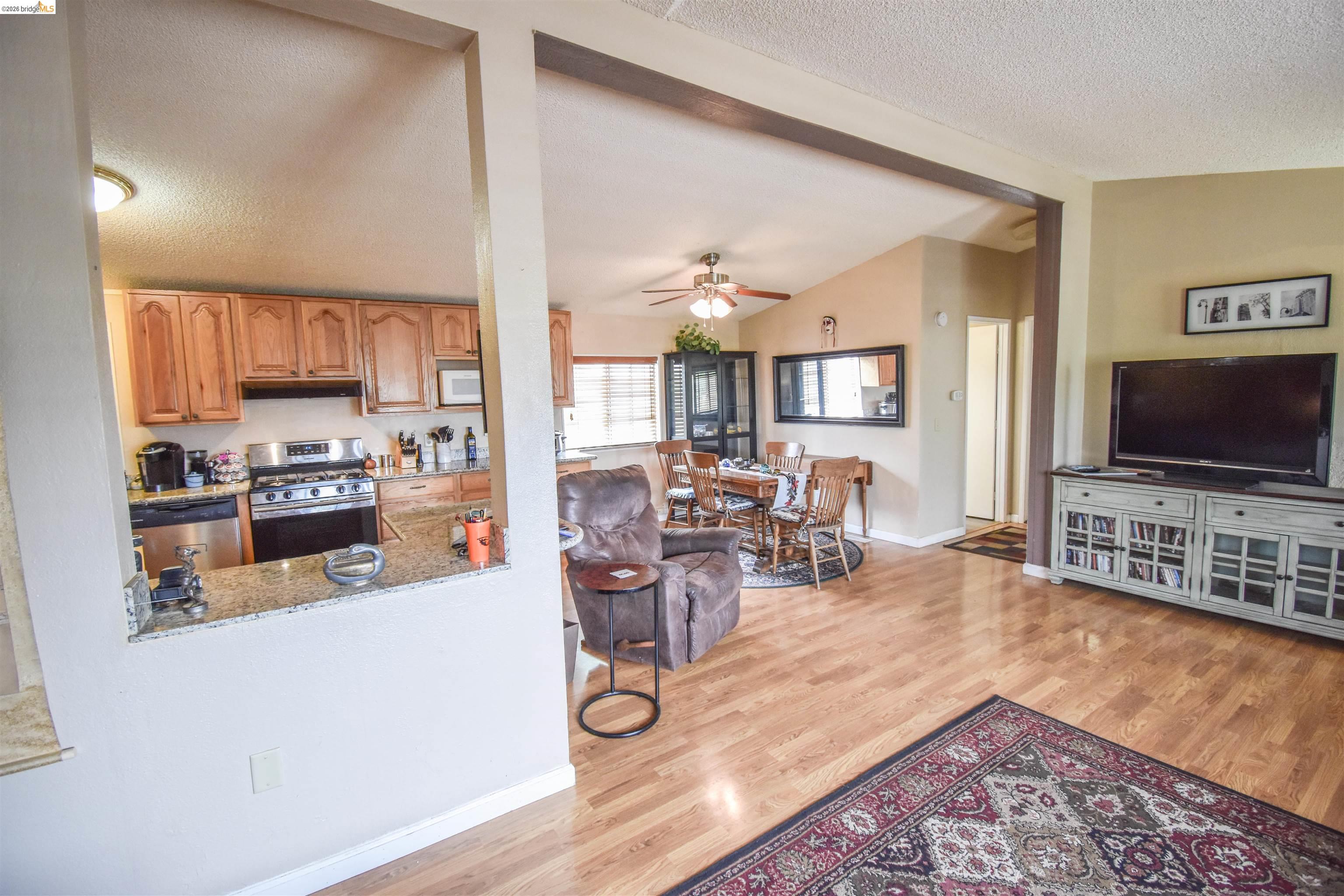 Detail Gallery Image 9 of 33 For 3622 Snowbird Ct., Copperopolis,  CA 95228 - 3 Beds | 2 Baths