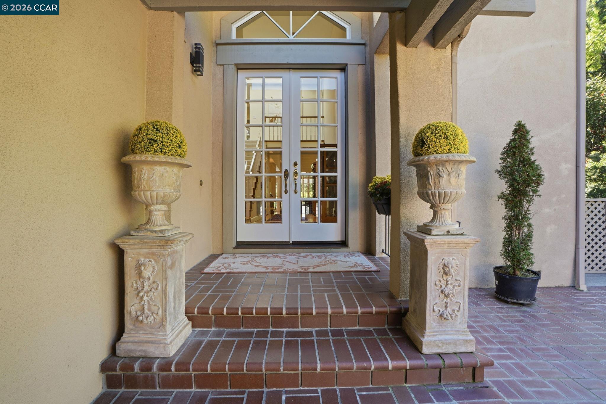 Detail Gallery Image 4 of 58 For 45 N Merrill Circle, Moraga,  CA 94556 - 4 Beds | 3/1 Baths