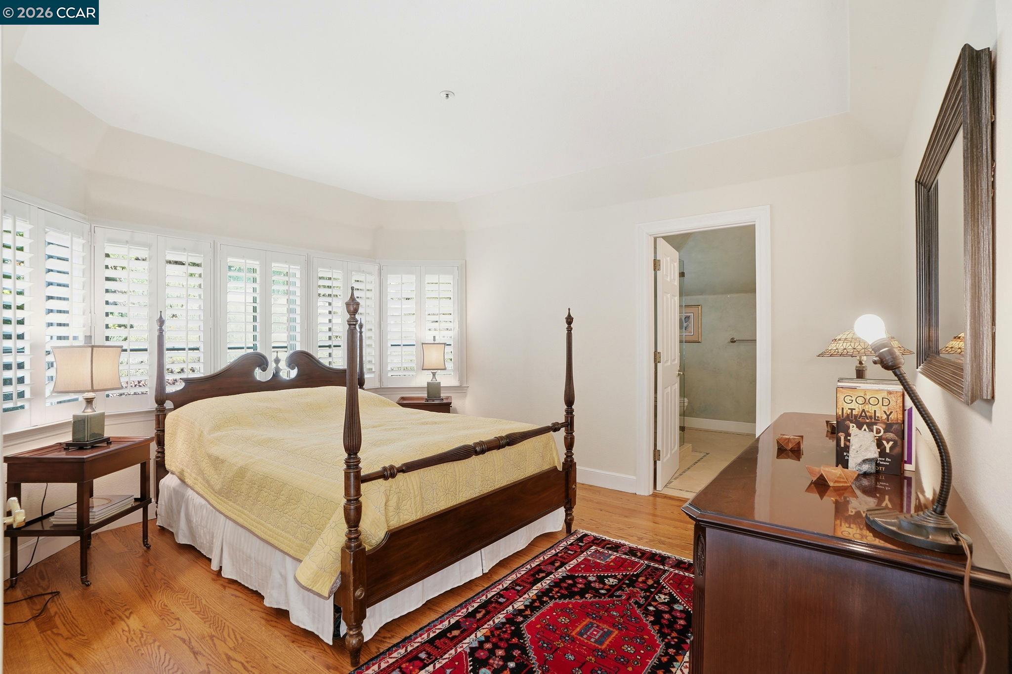 Detail Gallery Image 35 of 60 For 45 N Merrill Circle, Moraga,  CA 94556 - 4 Beds | 3/1 Baths