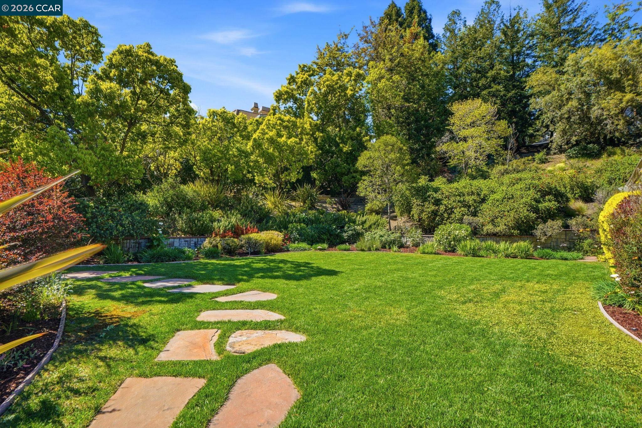 Detail Gallery Image 43 of 58 For 45 N Merrill Circle, Moraga,  CA 94556 - 4 Beds | 3/1 Baths